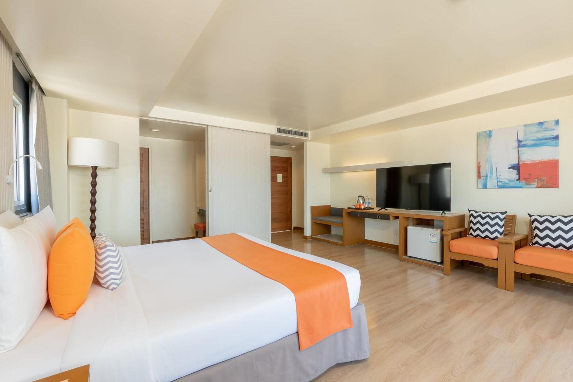 Seaview Deluxe Room,1533703690:JPEG