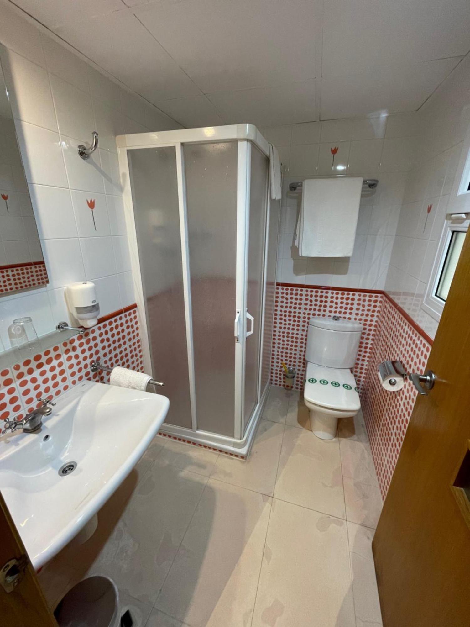 Economy Double or Twin Room