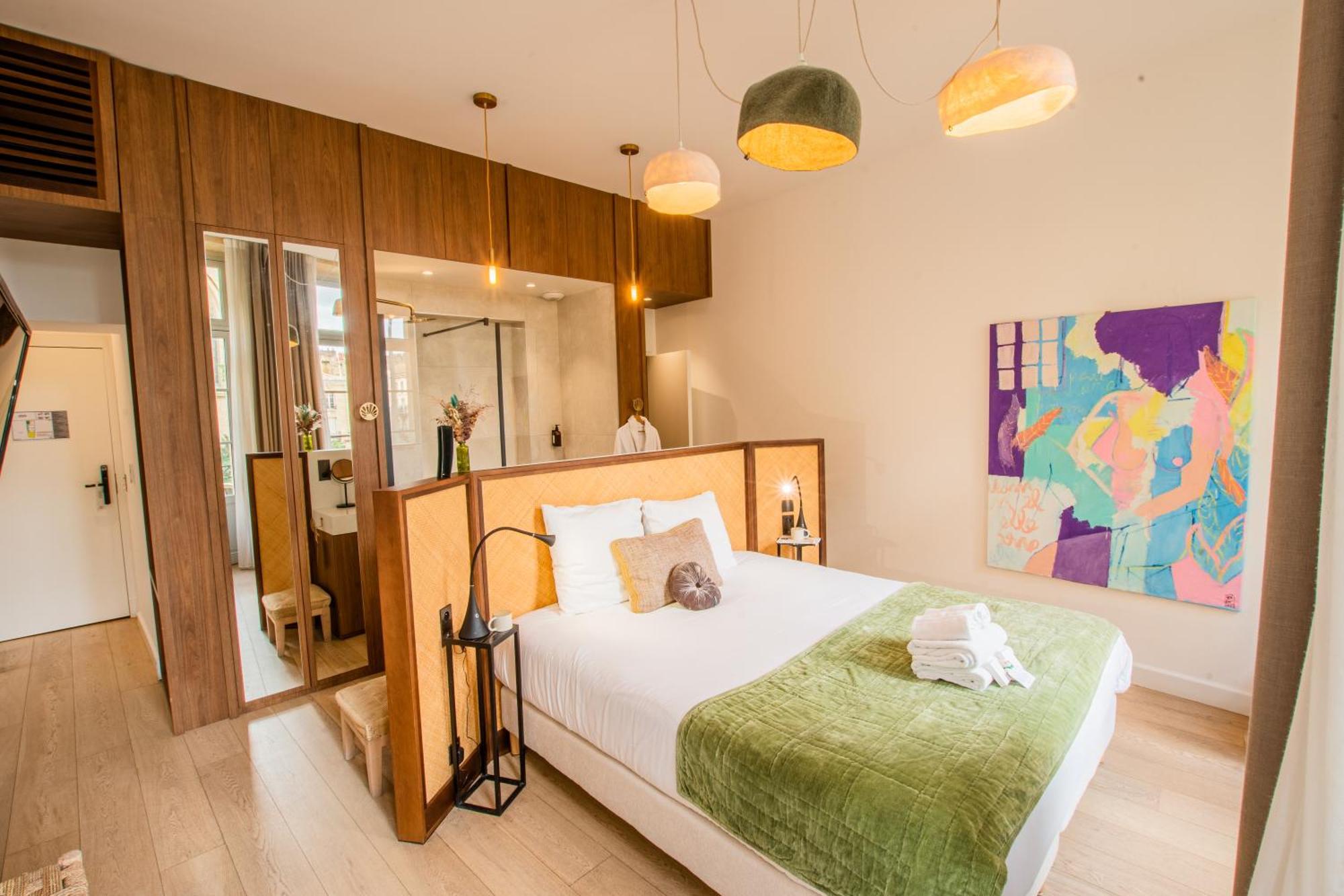 Deluxe Double Room with Balcony and Church view