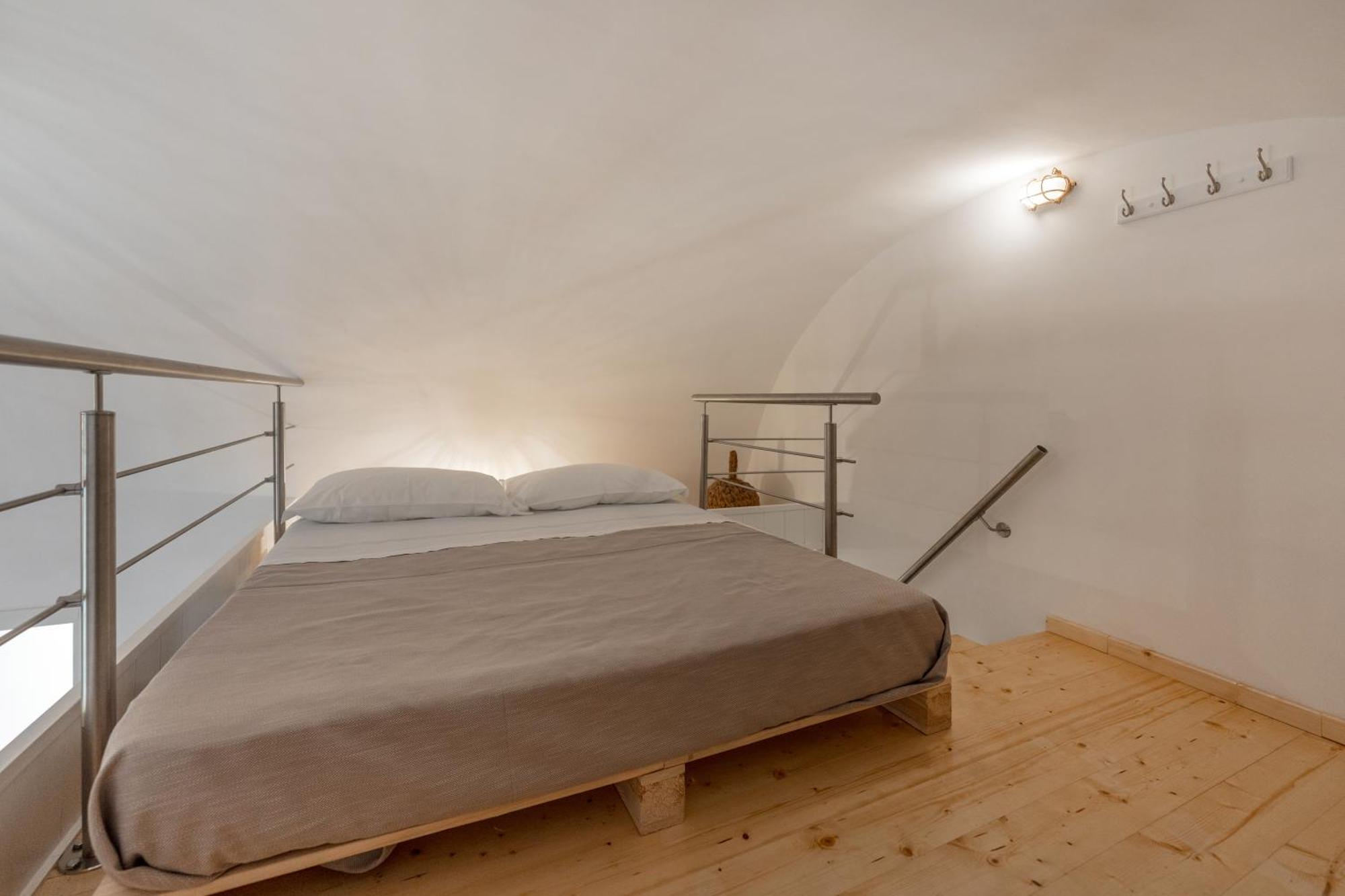Duplex Quadruple Room