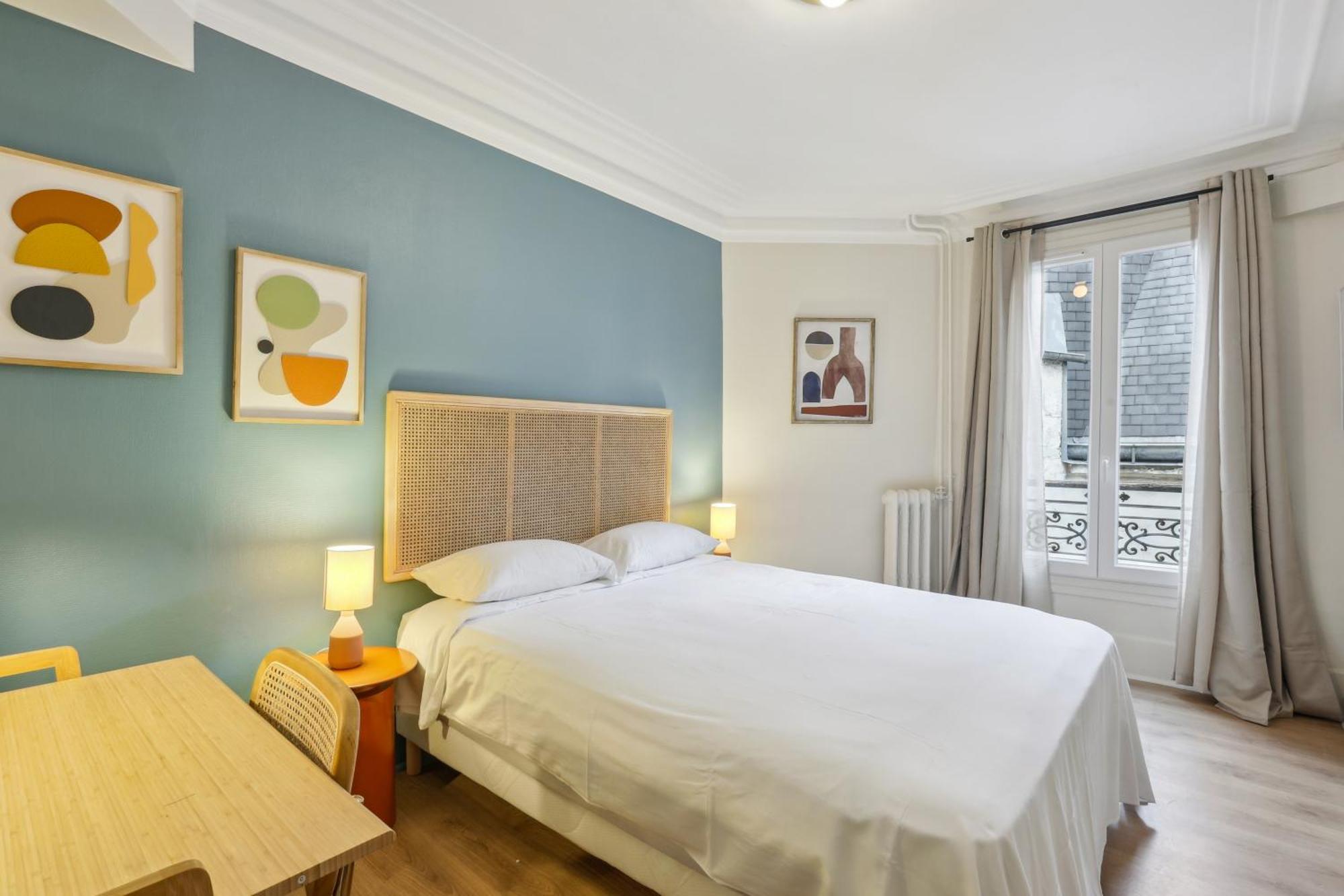 Tweepersoonskamer met Gedeelde Badkamer
