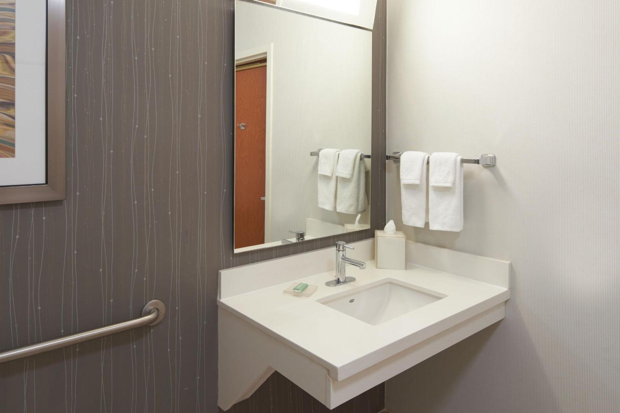 Quarto Queen com 2 Camas Queen-size