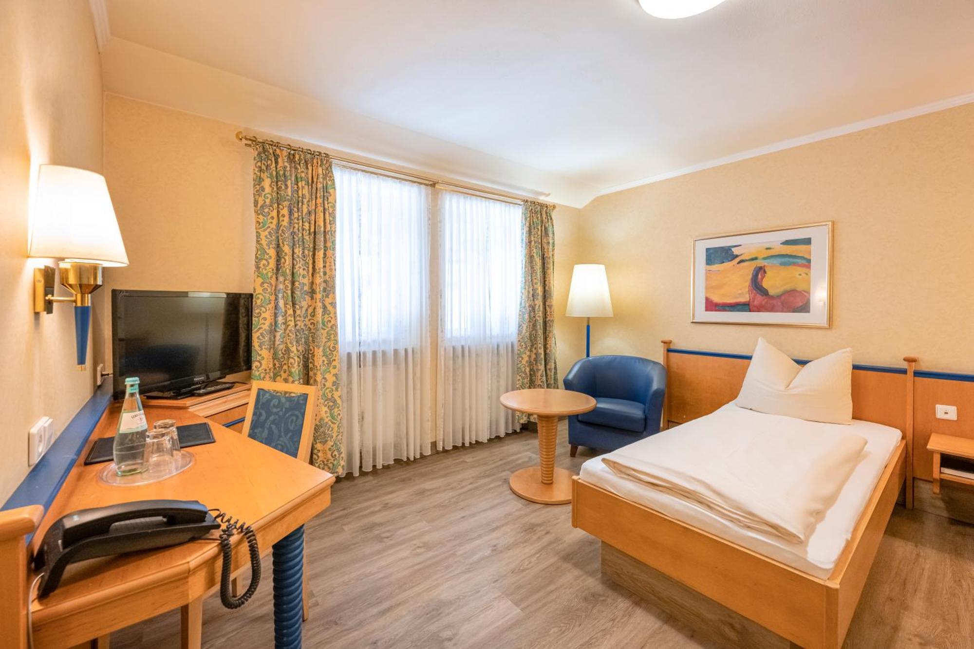Single Room,1547422129:JPEG