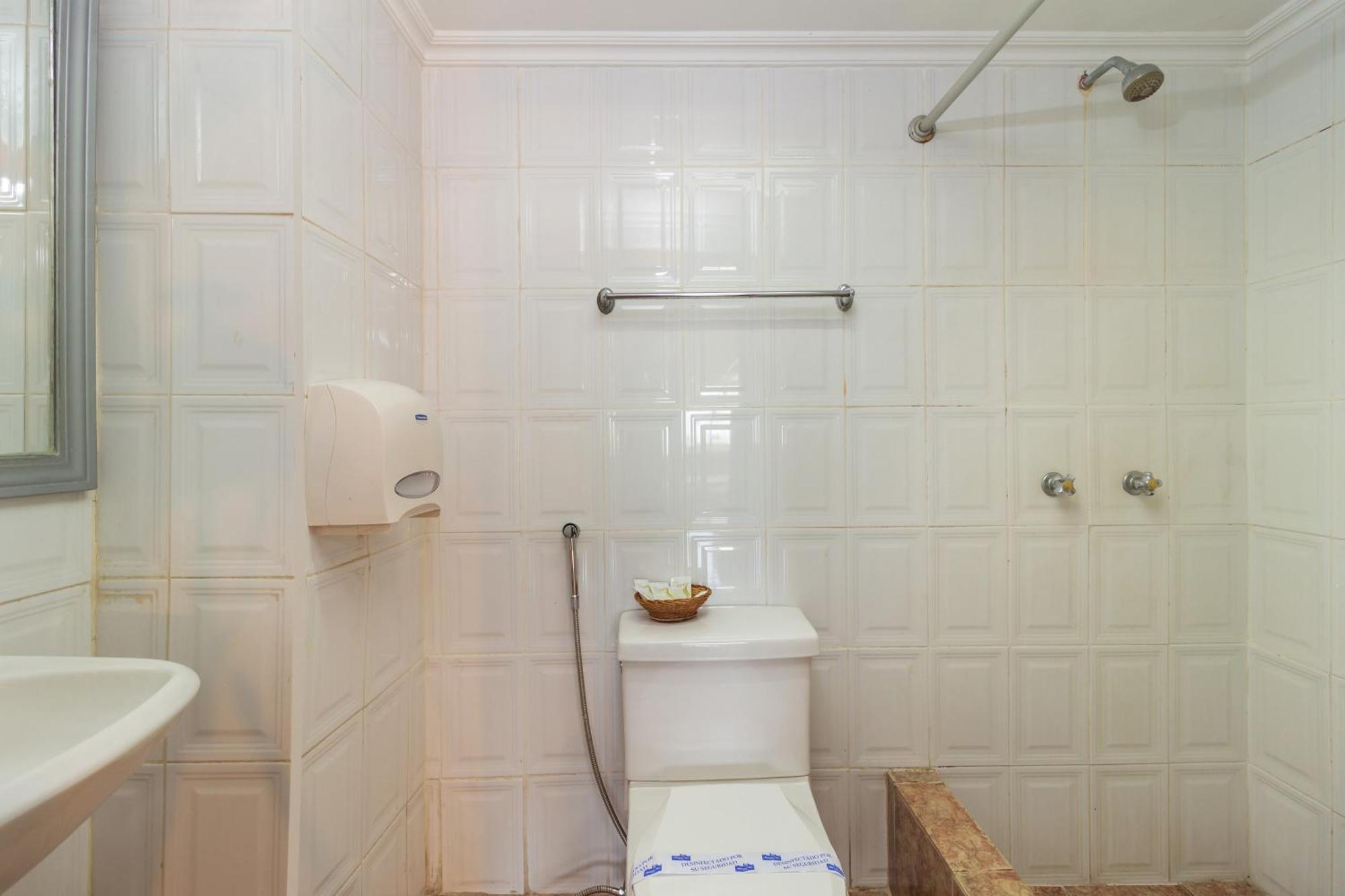 Single Room,1548853003:JPEG