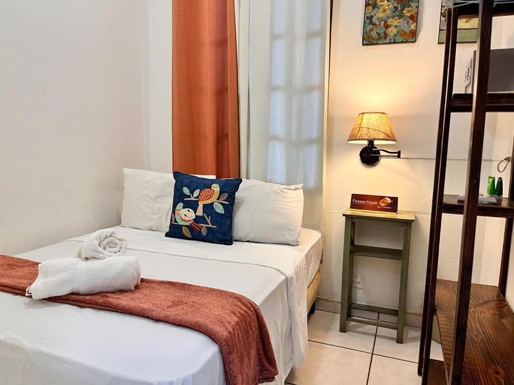 Chambre Double avec Salle de Bains Commune
