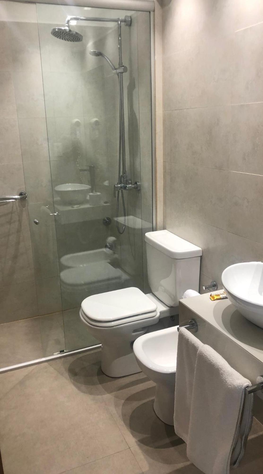 Quarto Superior com Cama de Casal ou 2 de Solteiro