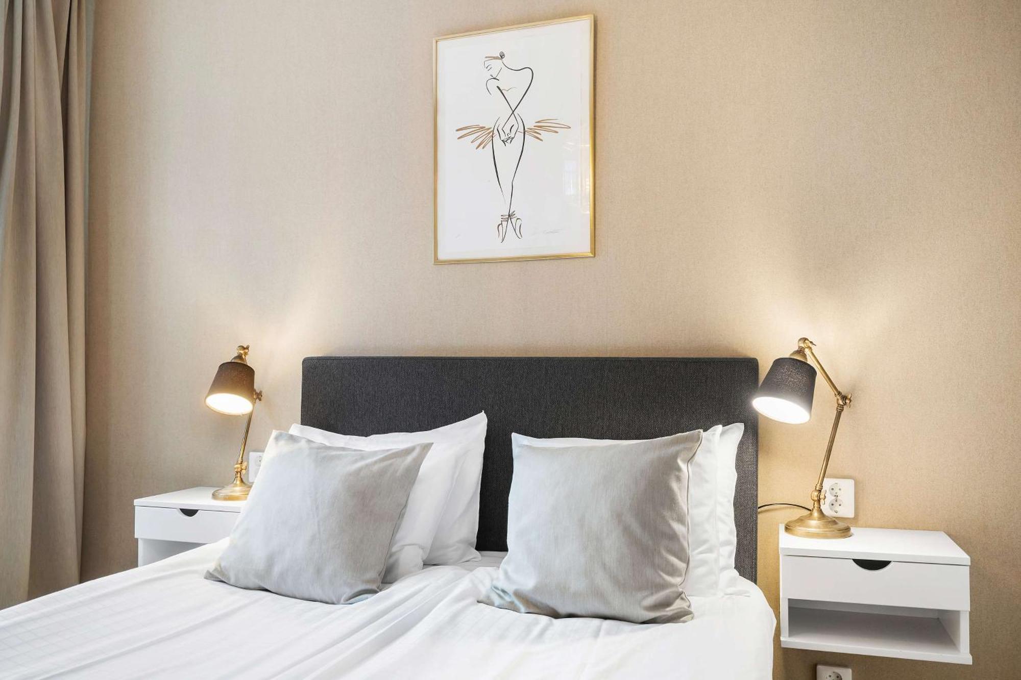 Double Compact Room 140 cm bed