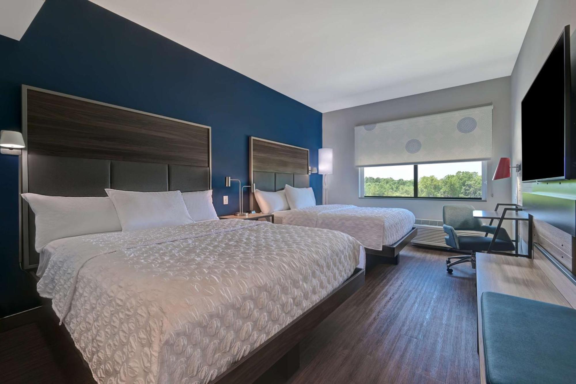 Queen Room with Two Queen Beds,1551701641:JPEG