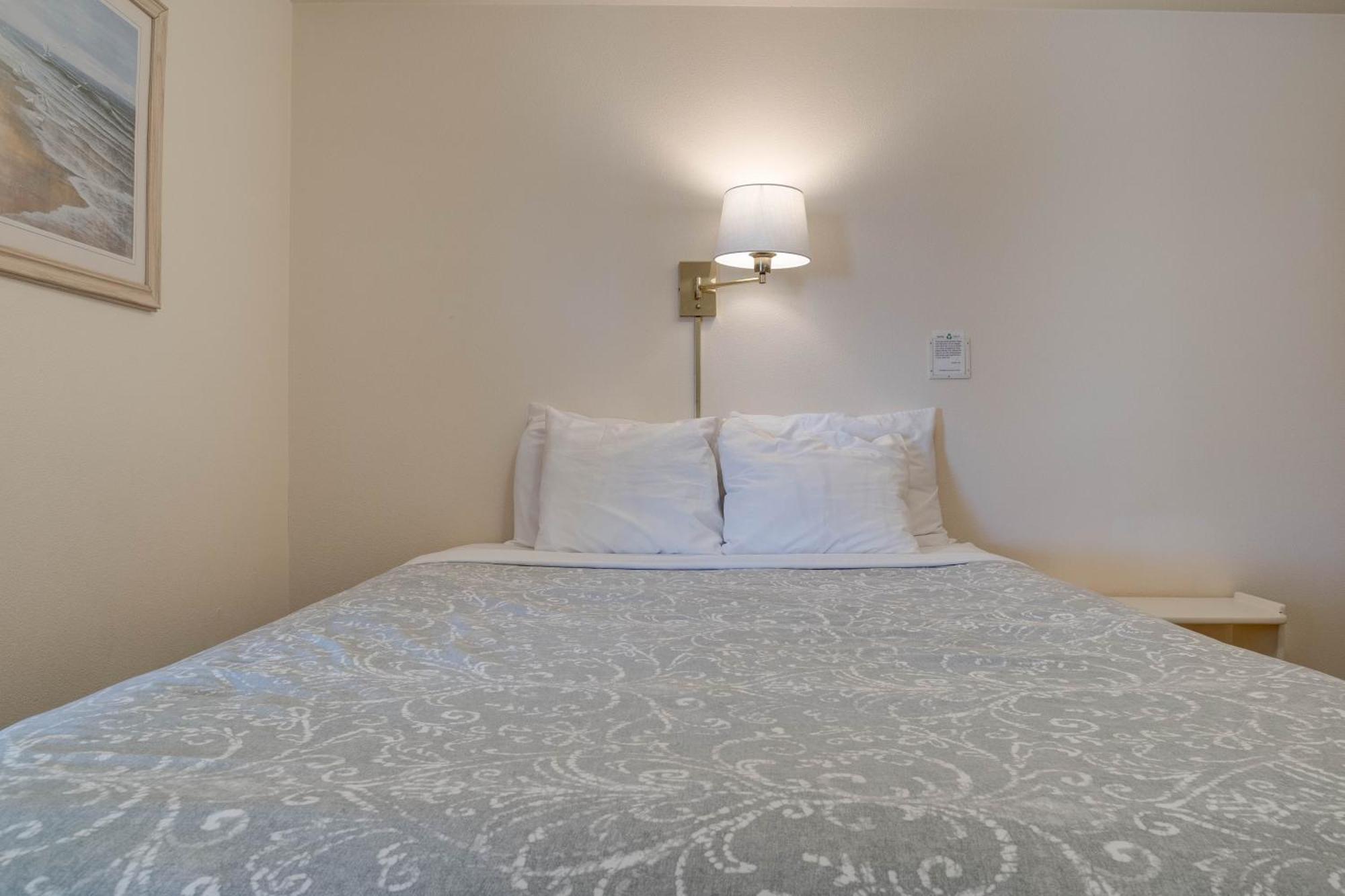 Oceanview Cottage – 2Bdrm Kitchen max4