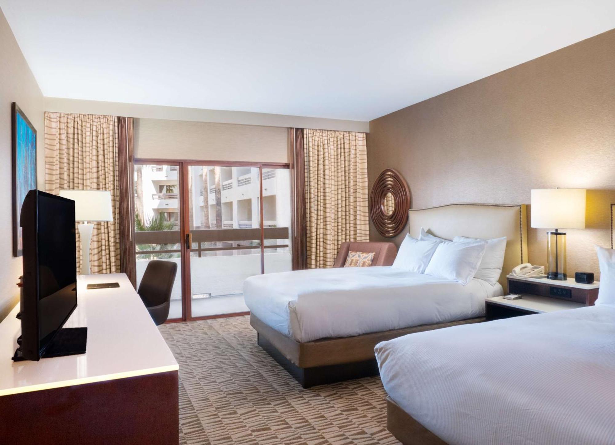 Standard Queen Room with Two Queen Beds,1557450724:JPEG