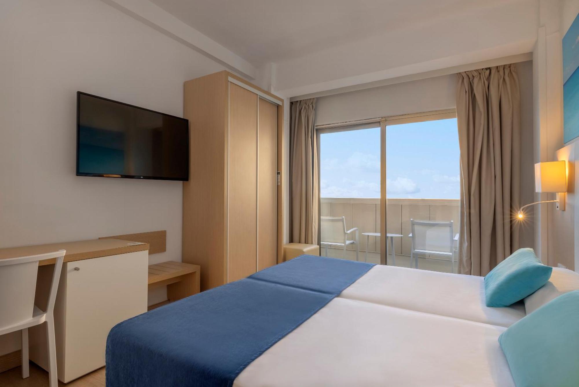 Twin Room Side Sea View