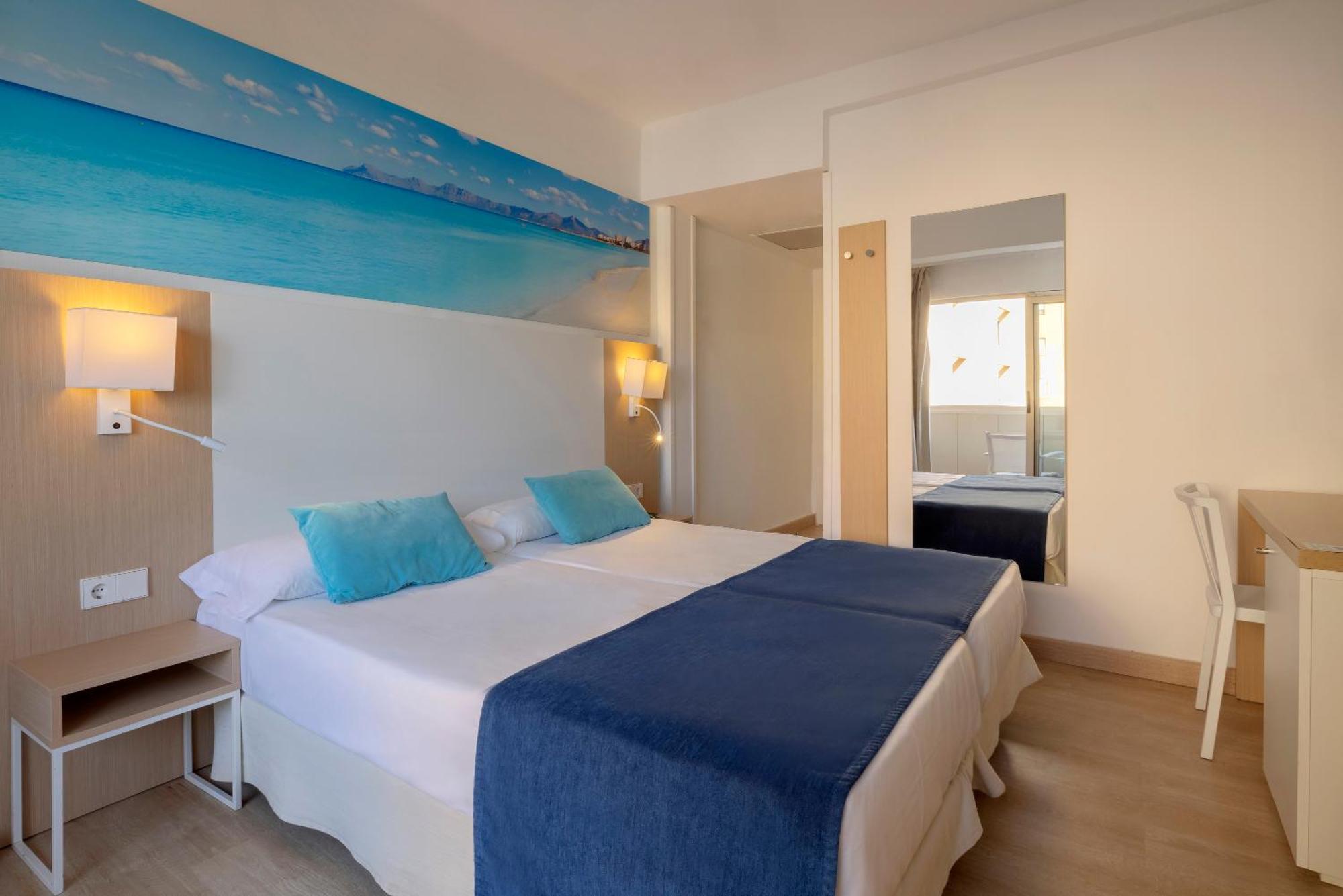 Twin Room Side Sea View