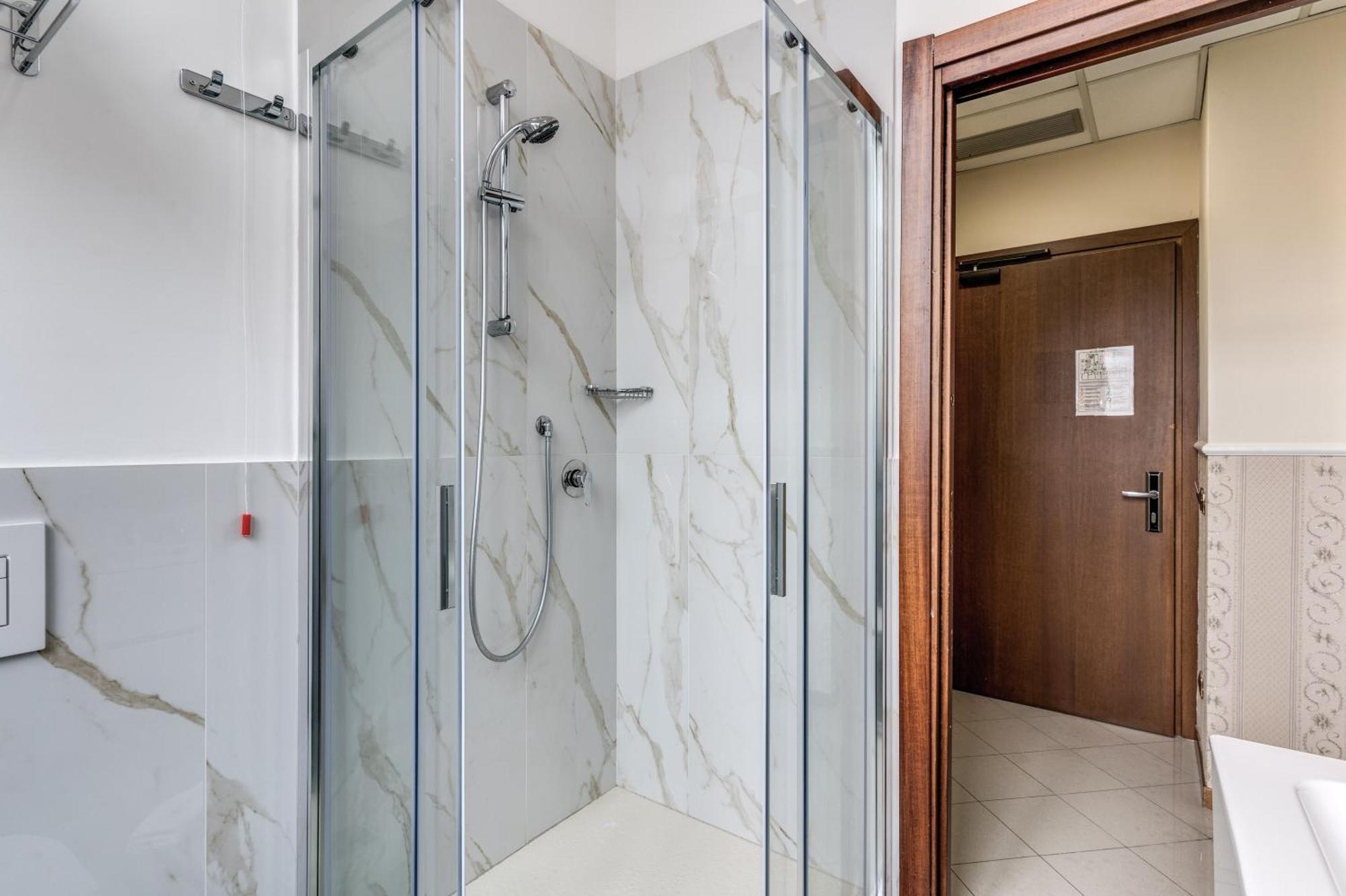 Quarto Deluxe com 2 Camas de Solteiro