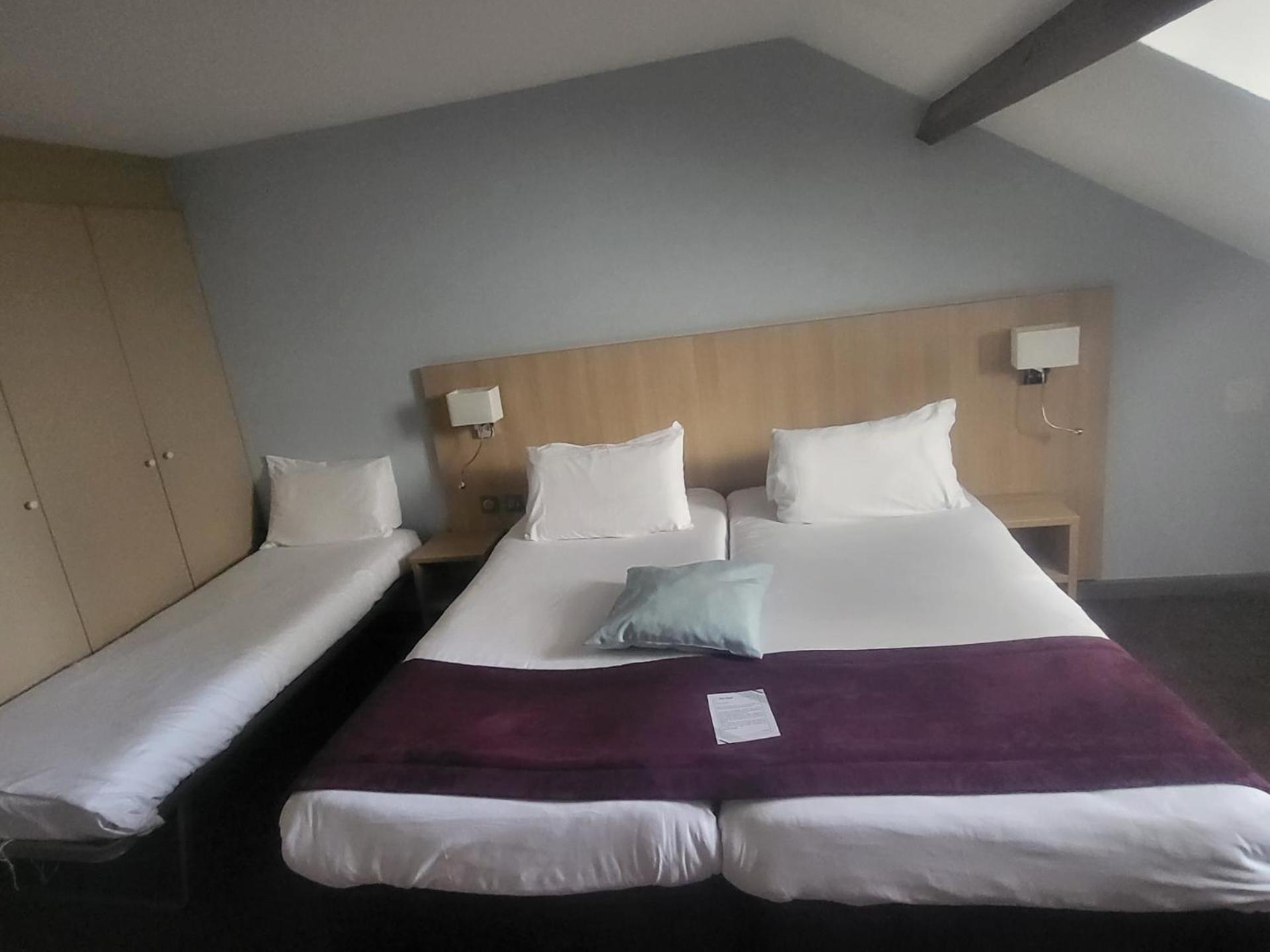 Double Room 1 Junior Bed Up To 10 Years