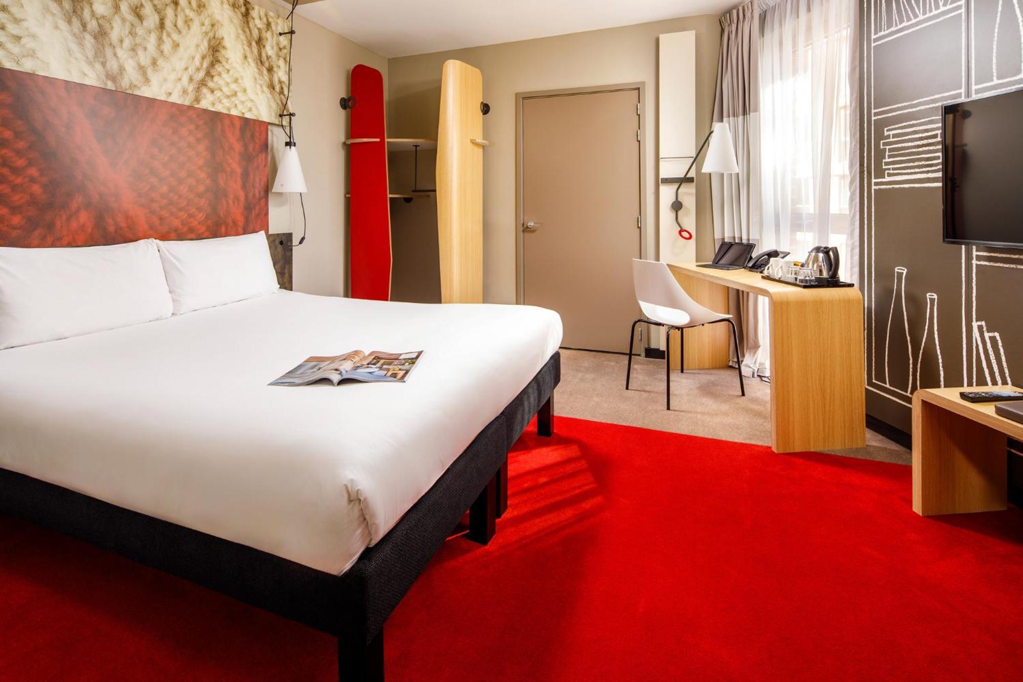 Accessible Room with One Double Bed
