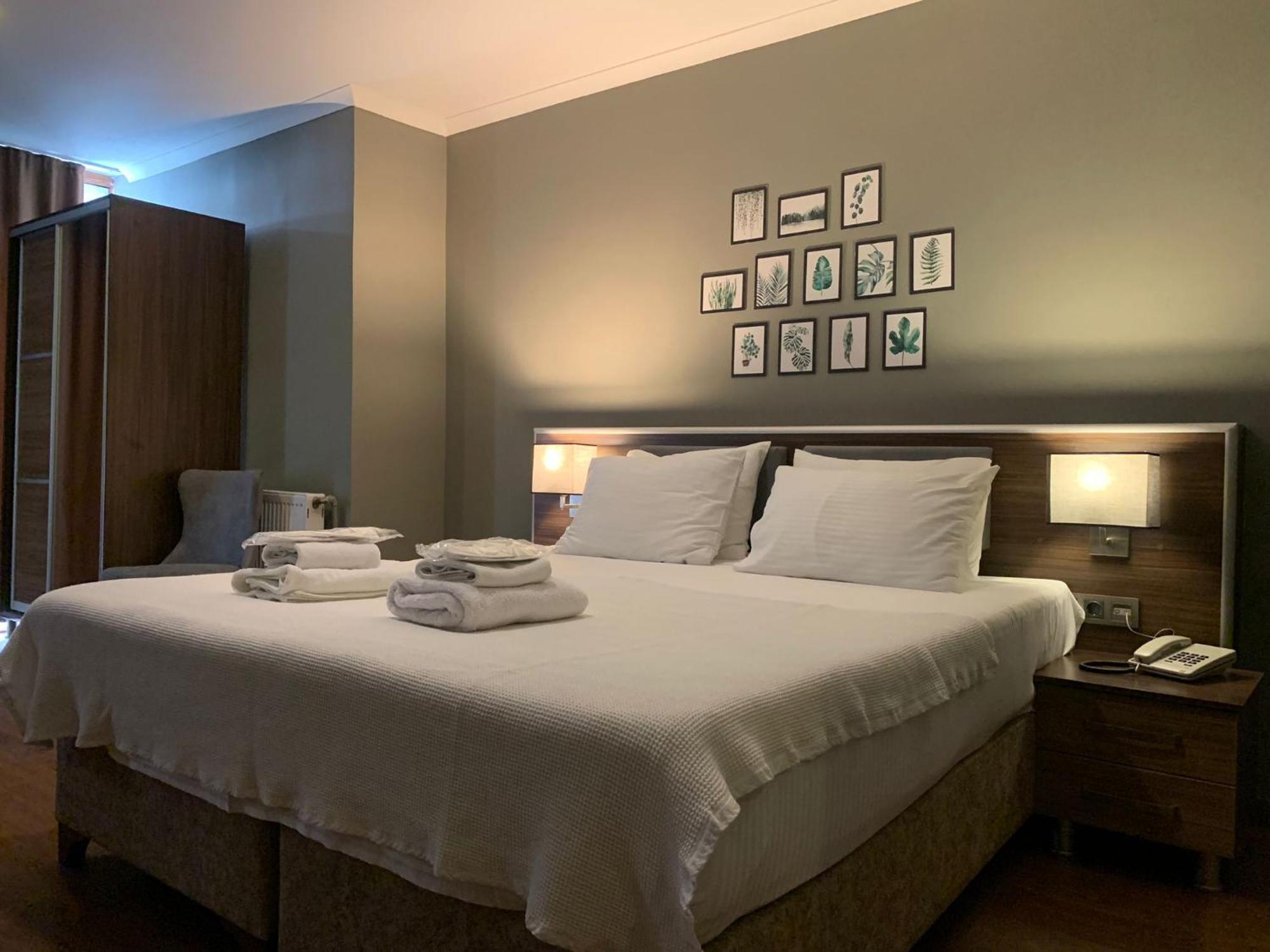 Double Room Terrace,1575143924:JPEG