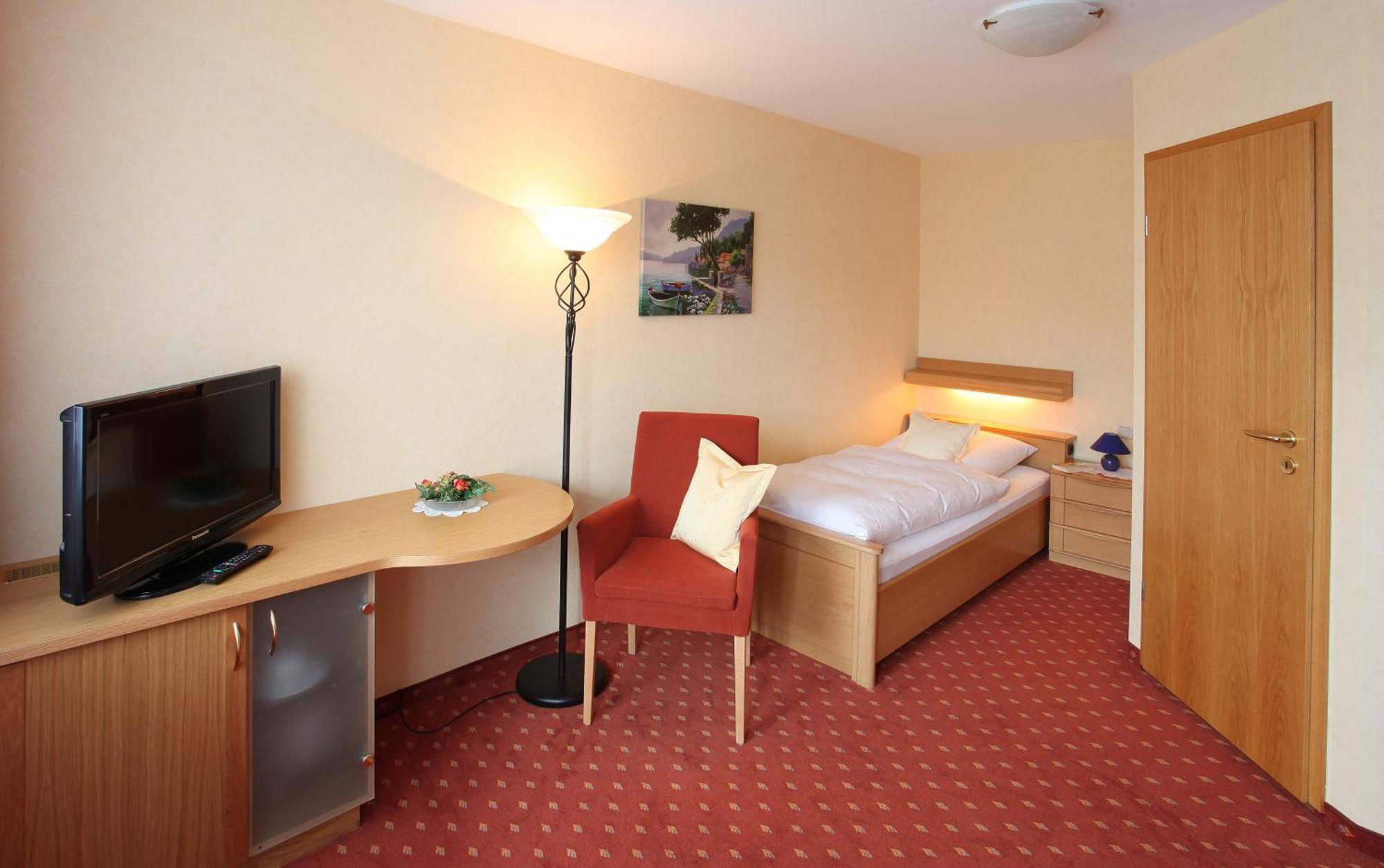 Single Room,31141550:JPEG