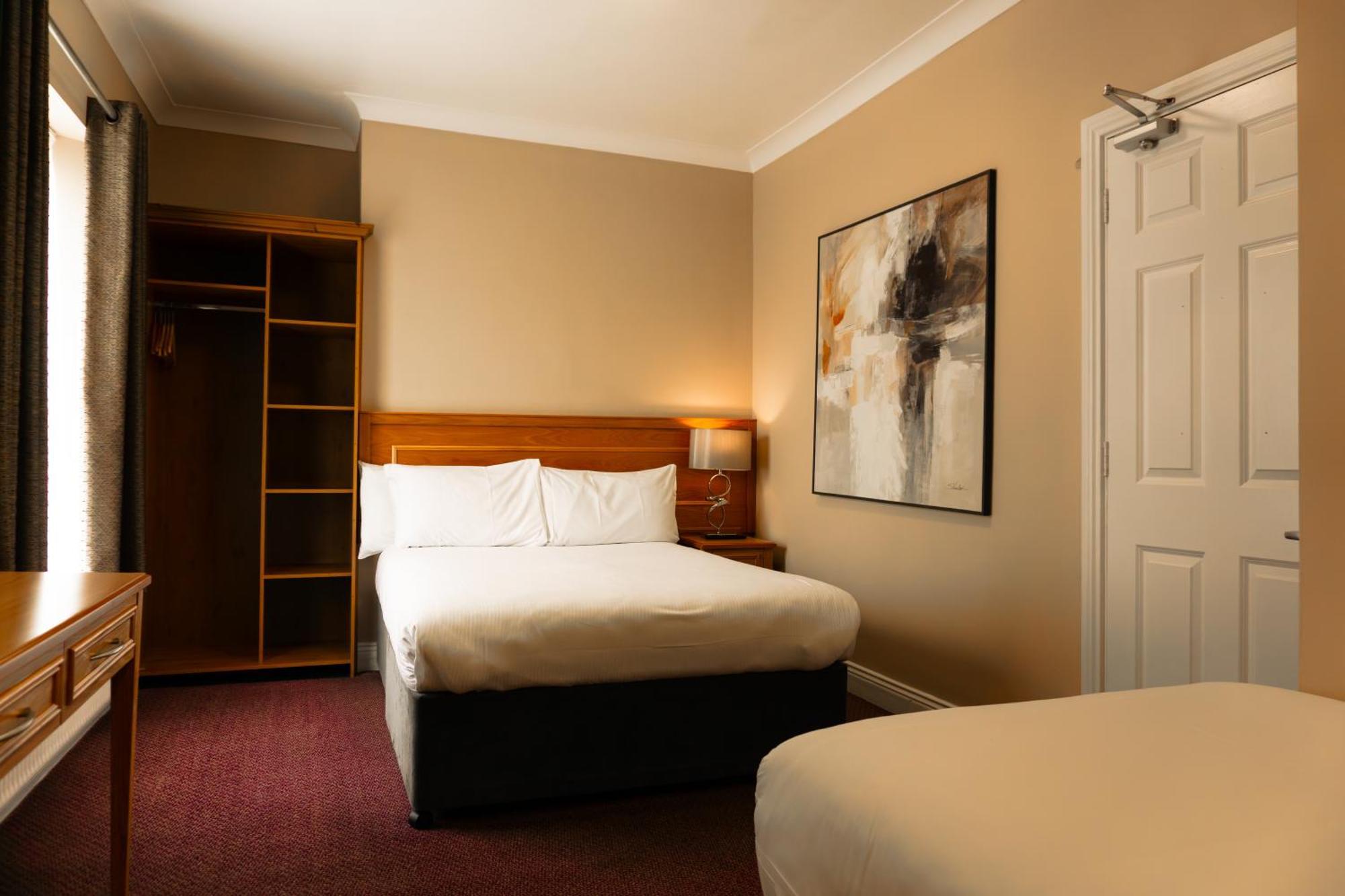 Standard Triple Room,1676736759:JPEG