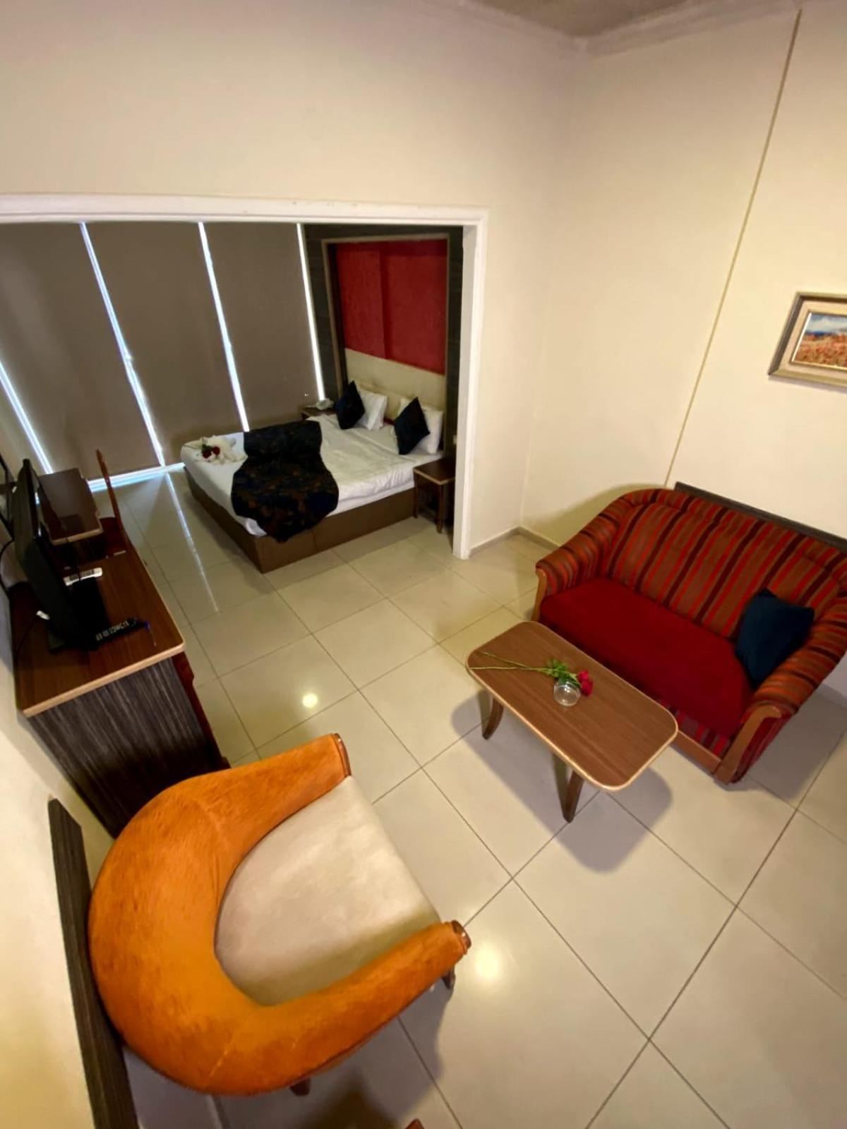 Family Double Room,1583080927:JPEG