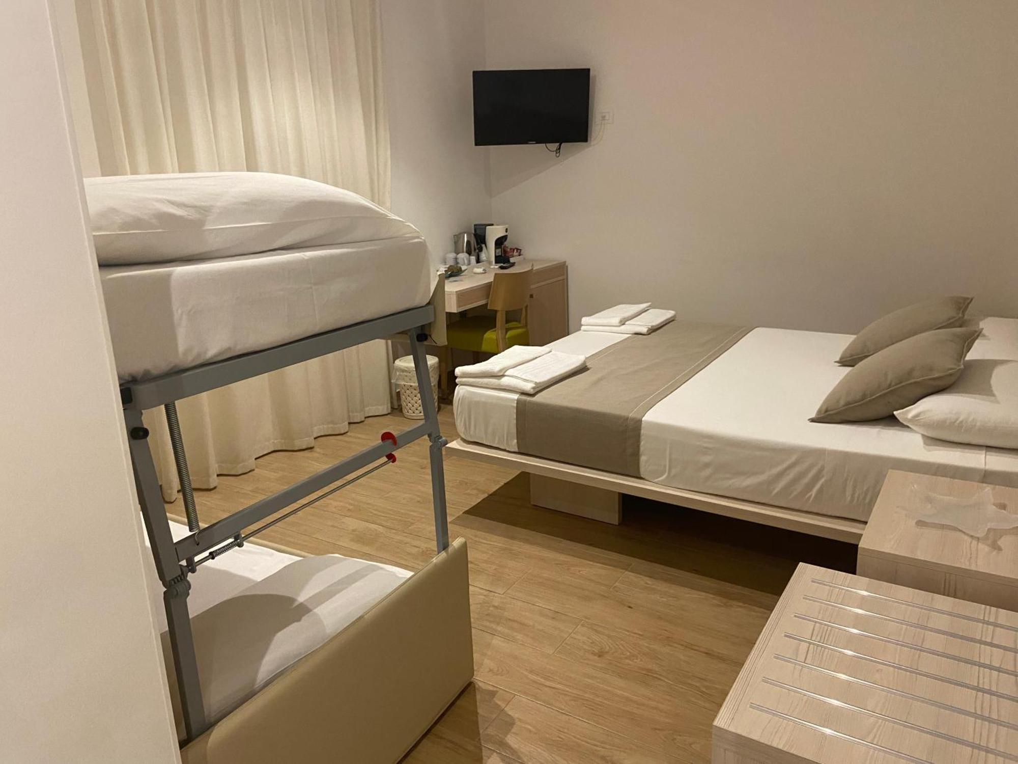 Standard Quadruple Room