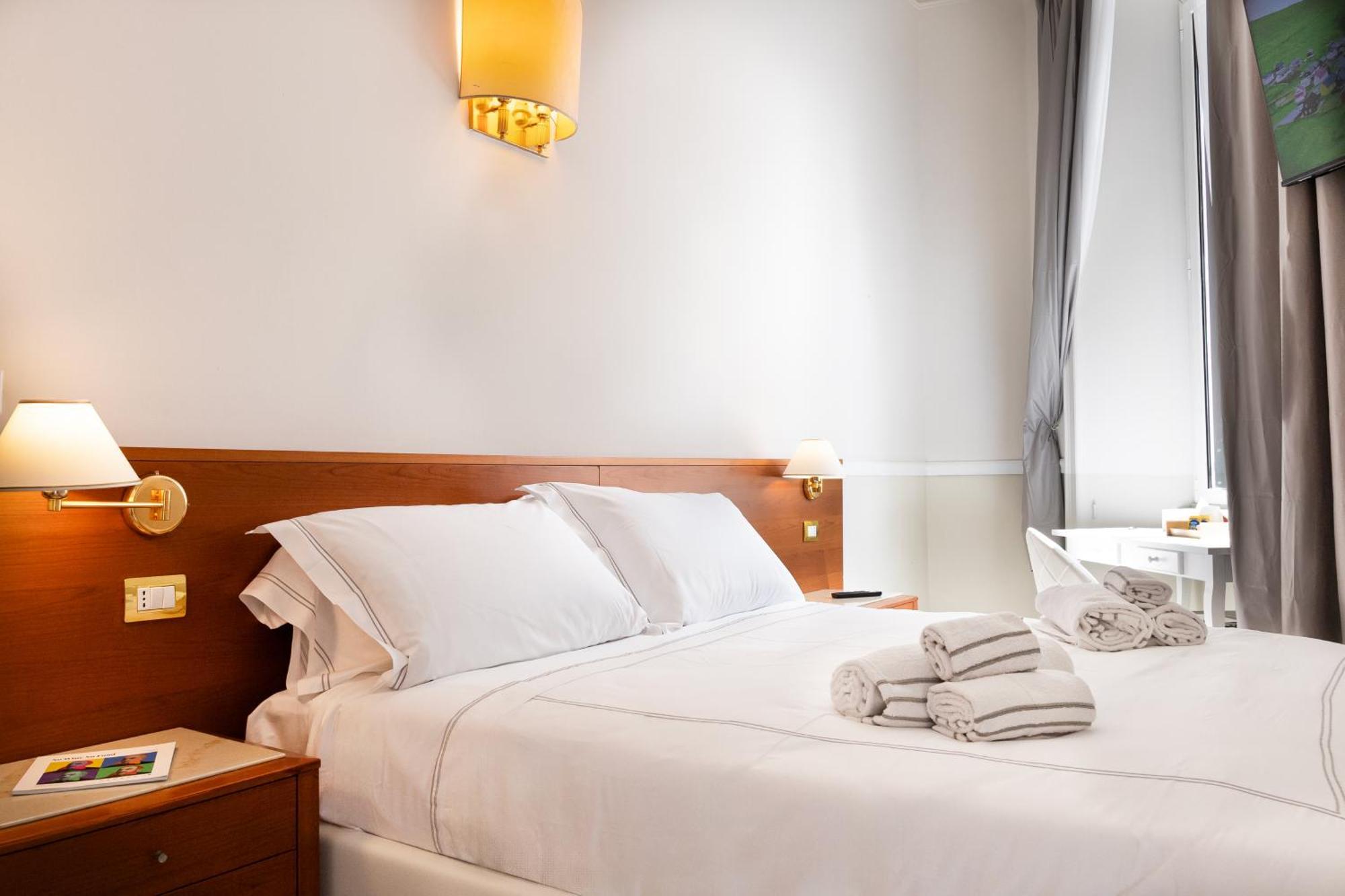 Standard Double Room,1583454093:JPEG