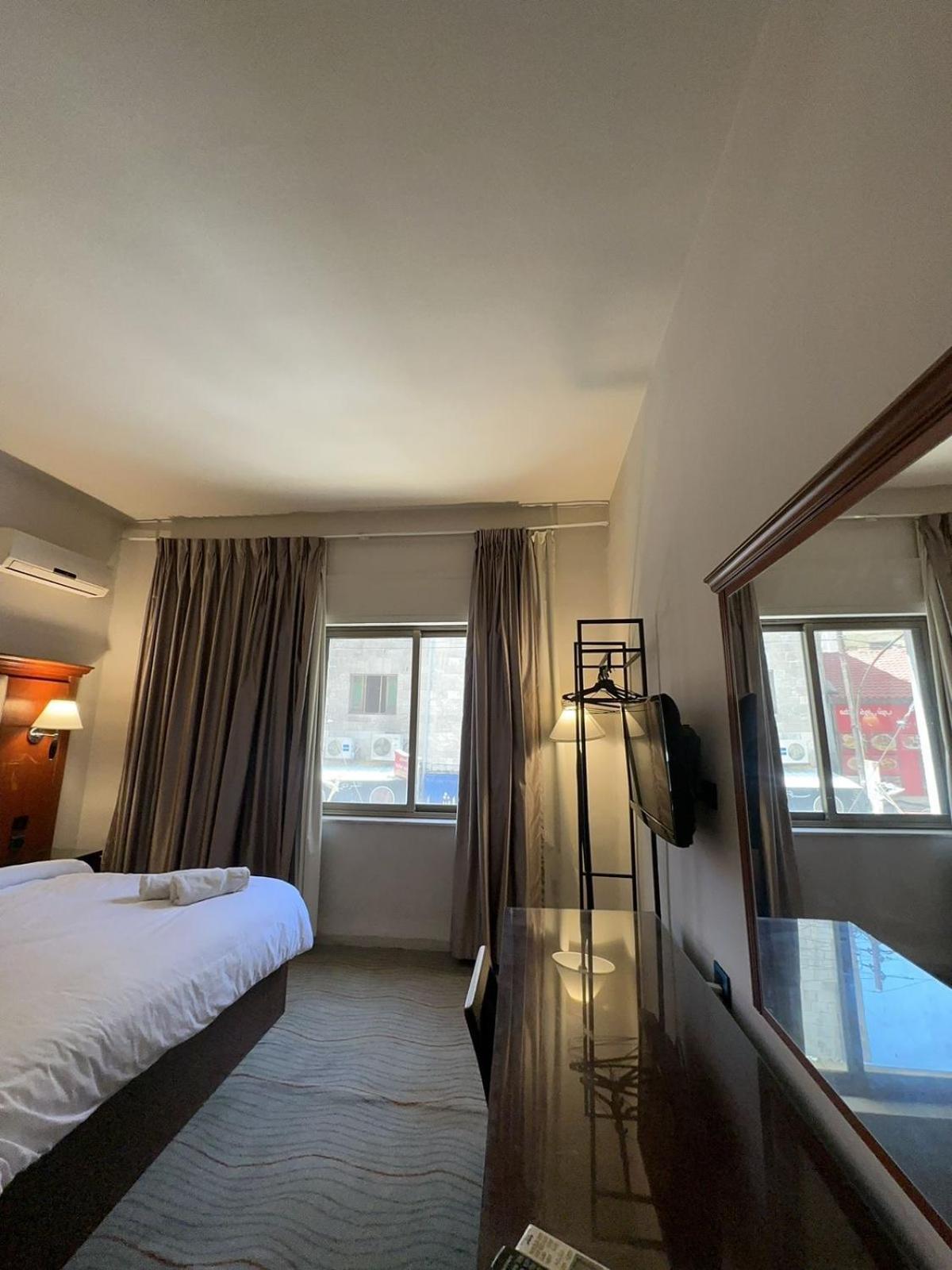 Habitación Doble Deluxe con vistas a la ciudad - 1 o 2 camas