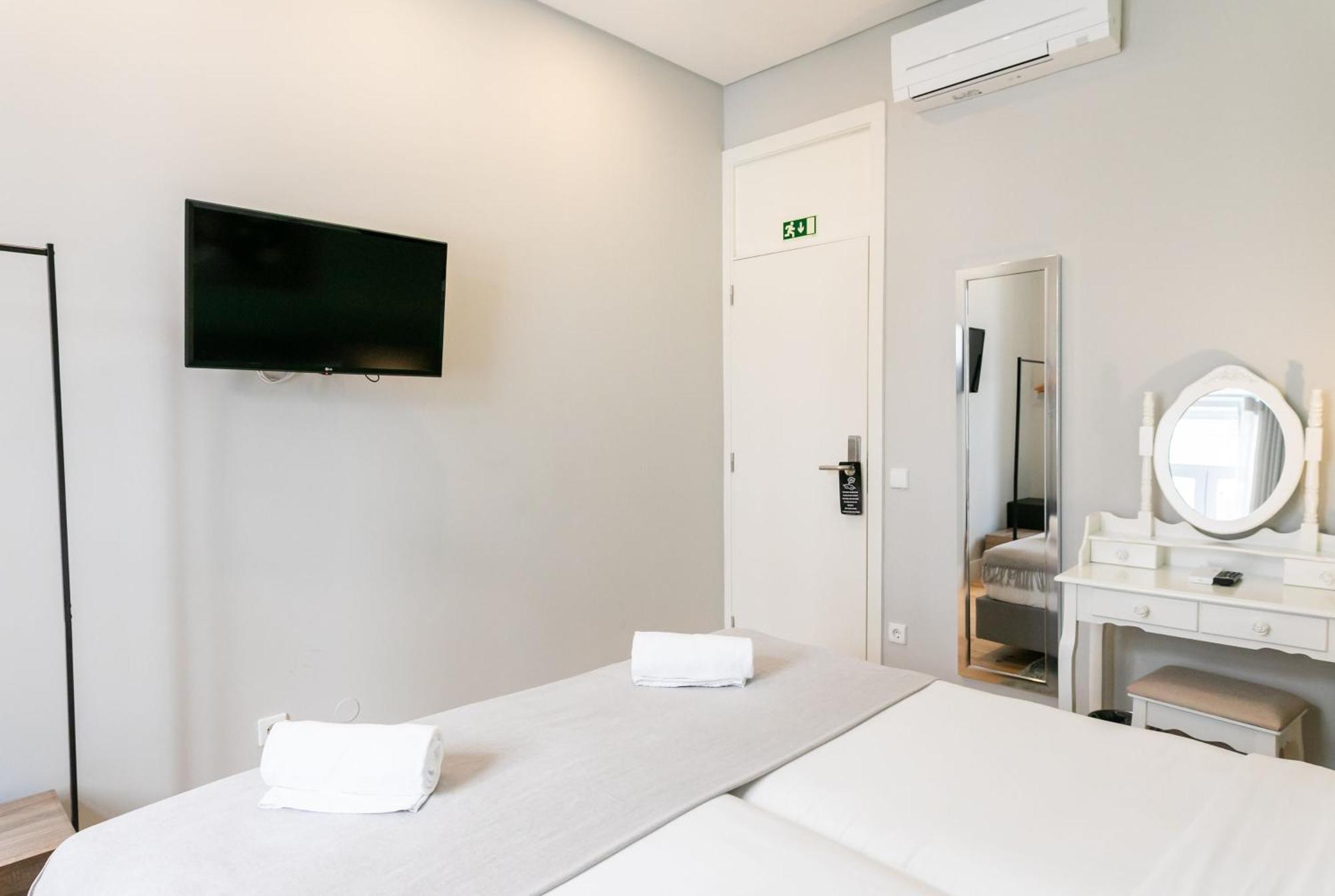 Economy Twin Room