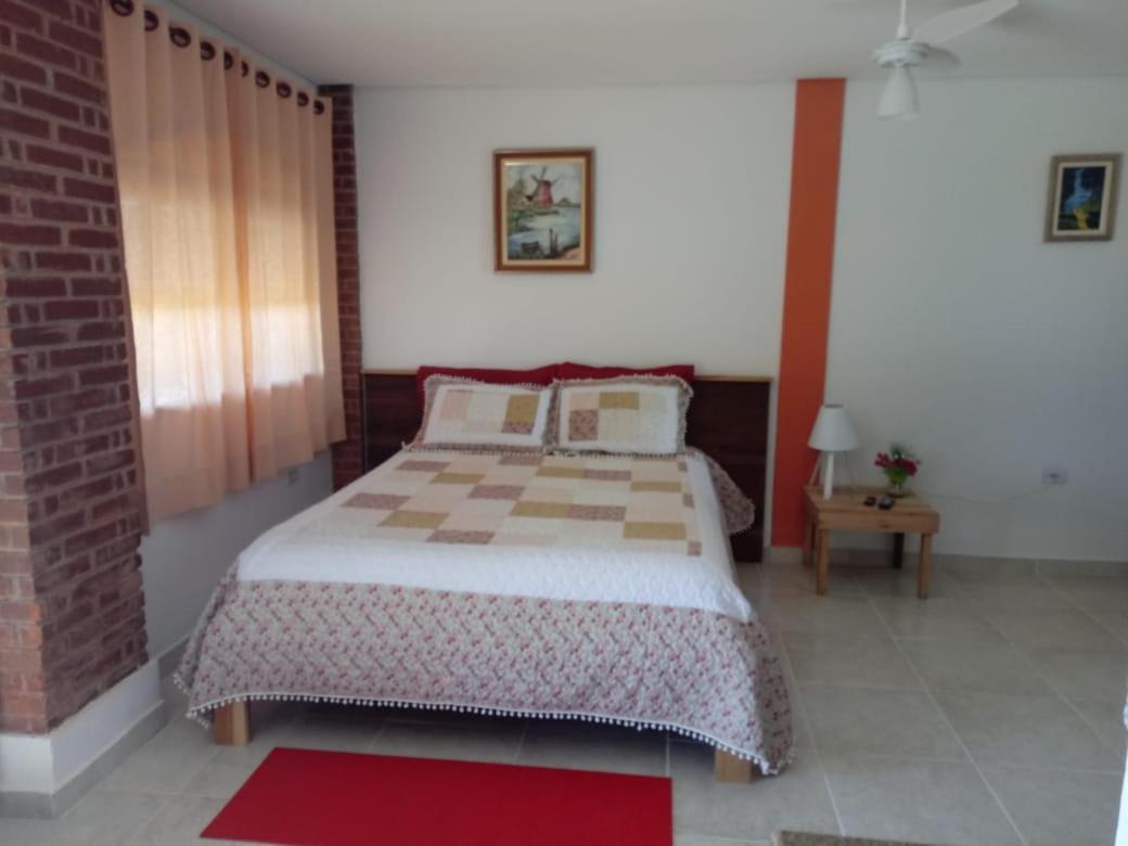 Quarto Família com Vista para o Jardim