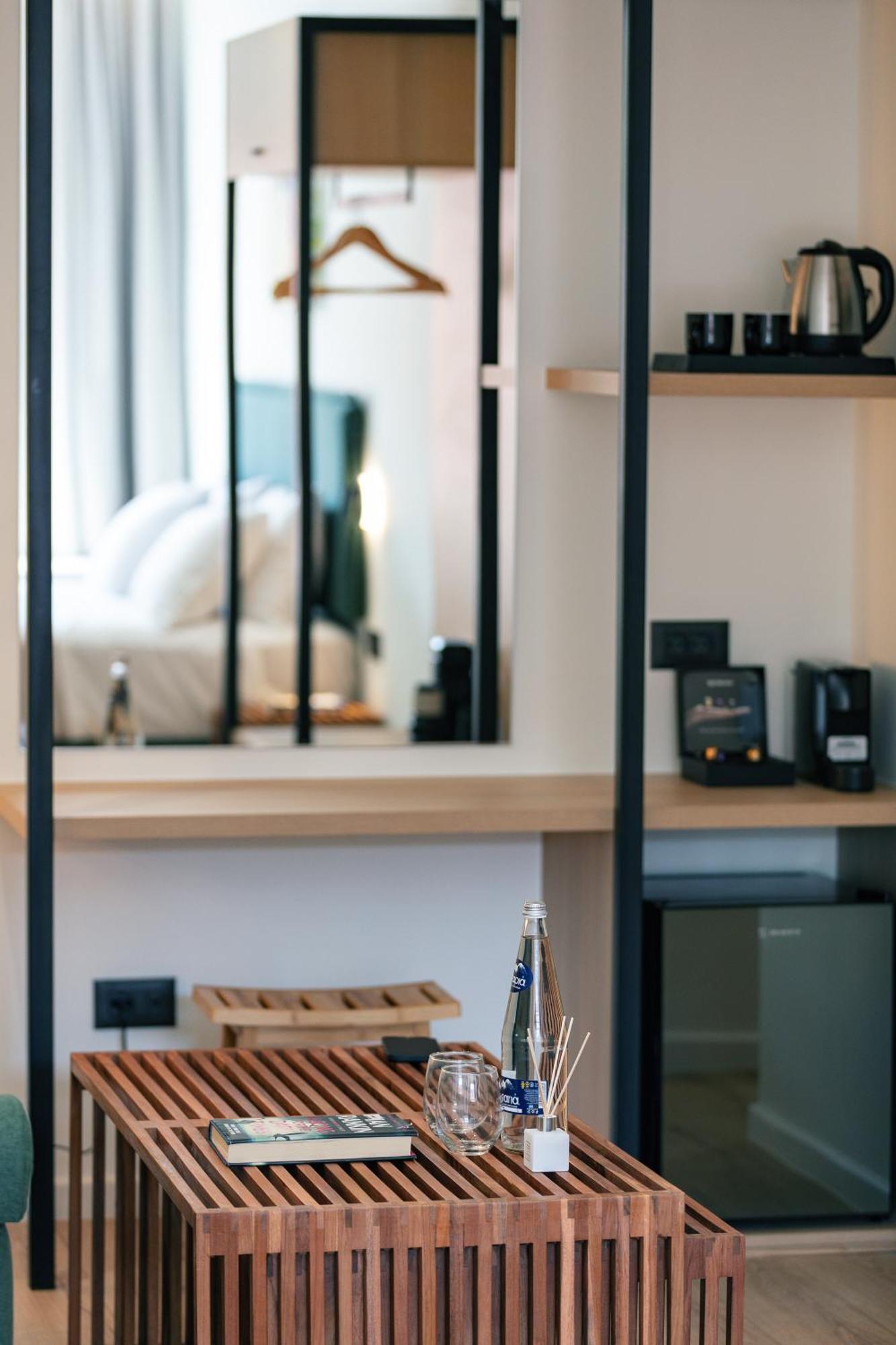 Premium Studio Old Town View & Open-Plan Bathtub