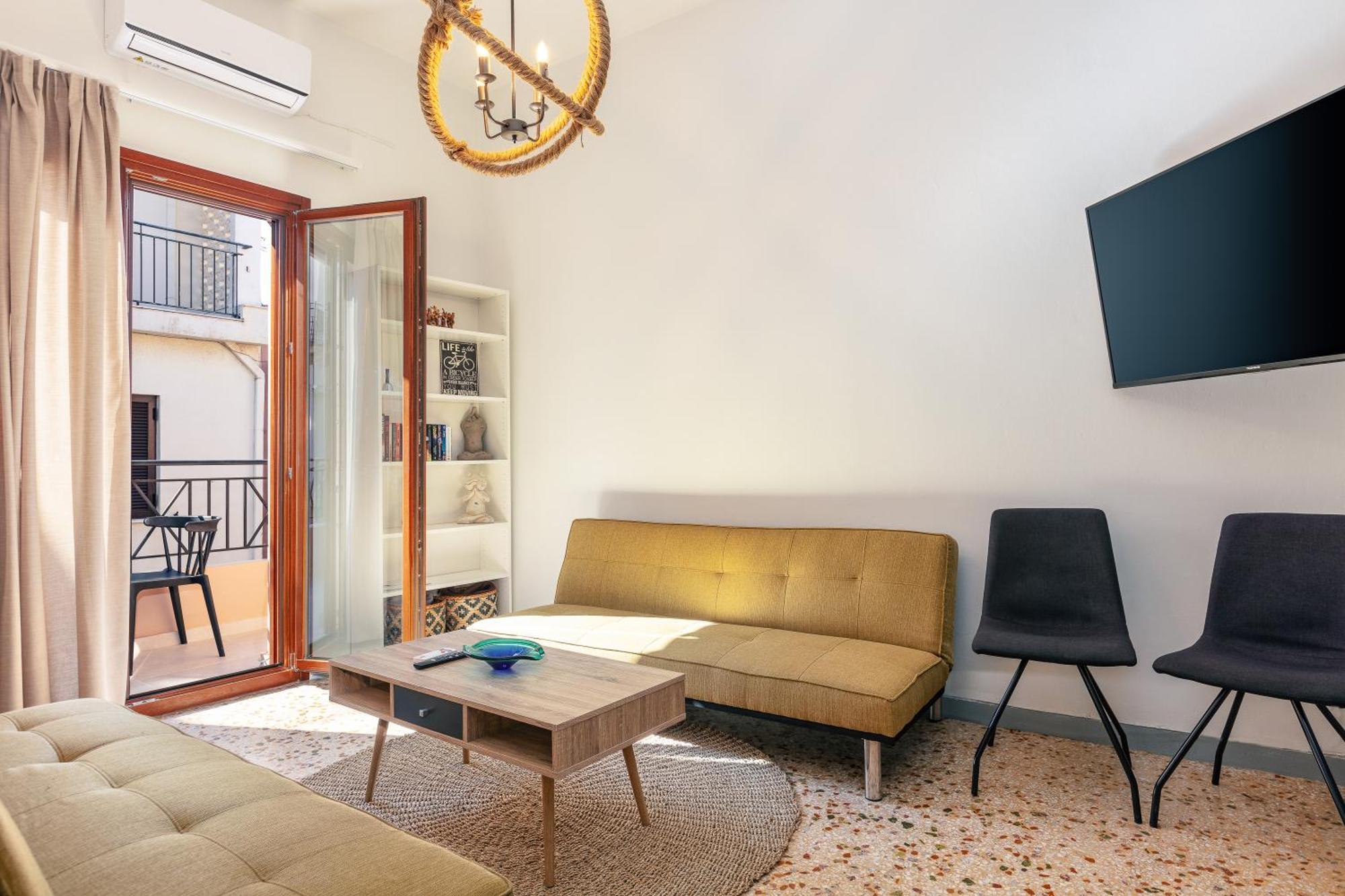 Two-Bedroom Apartment Old Town View