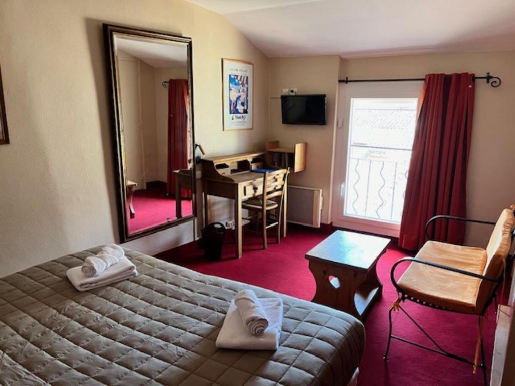 Standard King Room