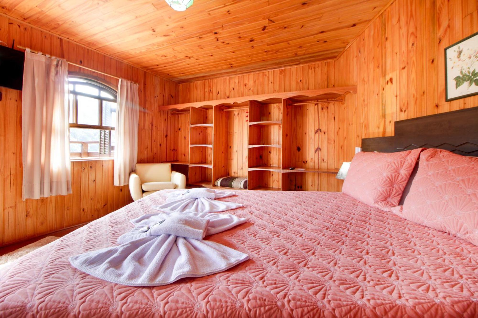 Master Suite Balcony Exclusive Garage