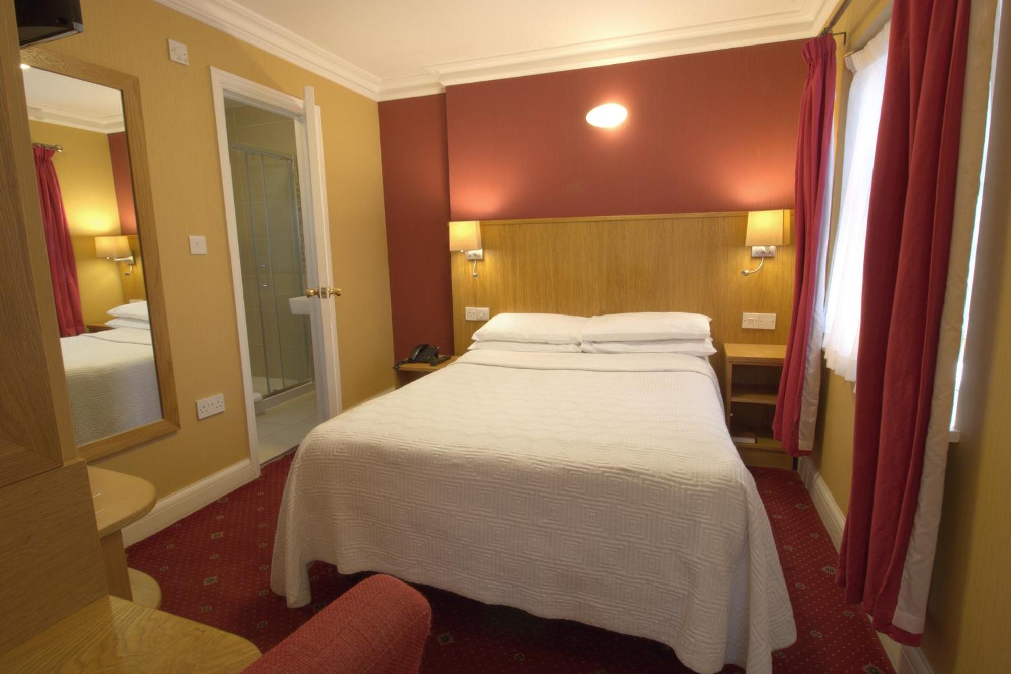 Double or Twin Room,1596879296:JPEG