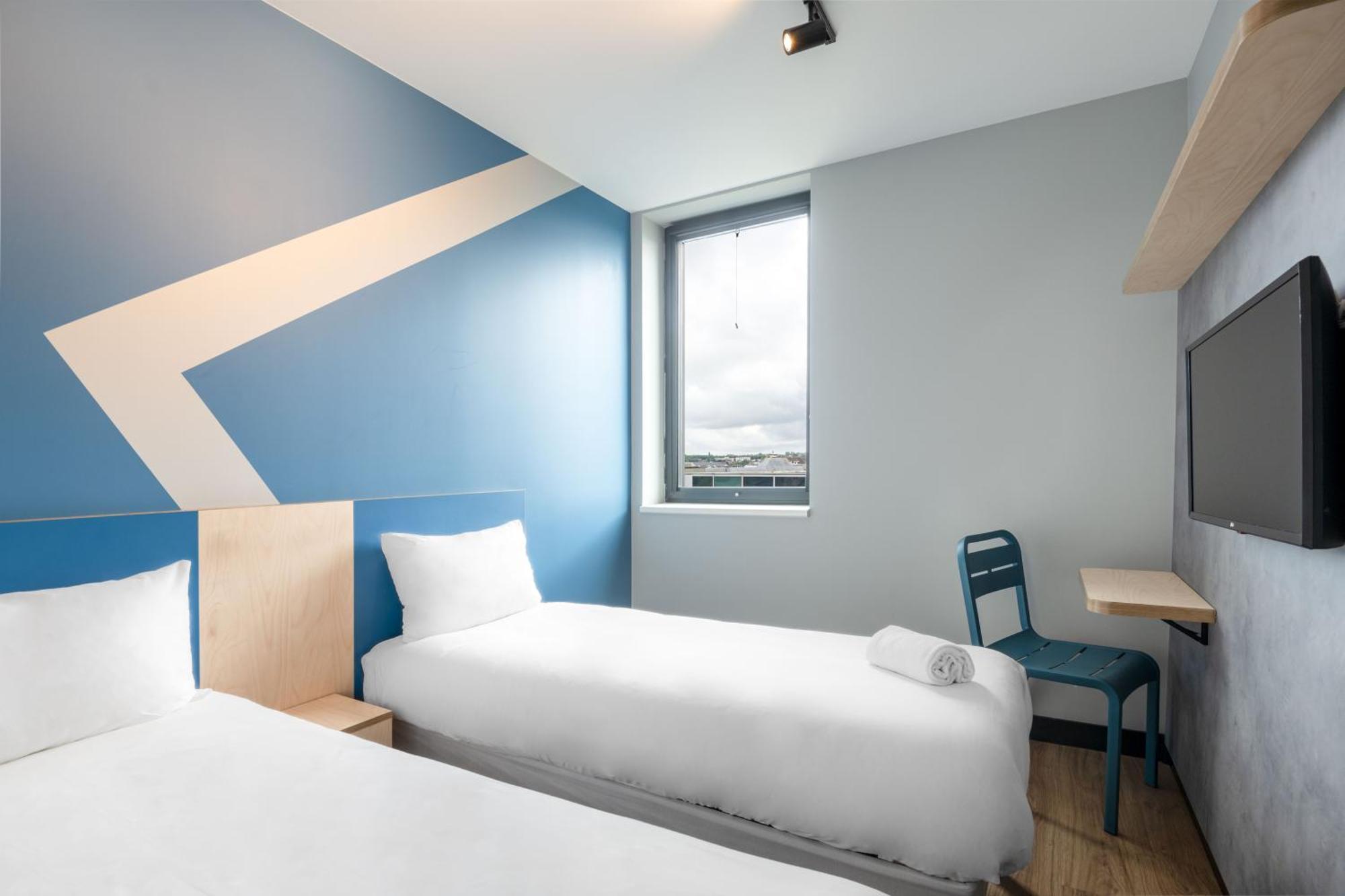 Classic Twin Room