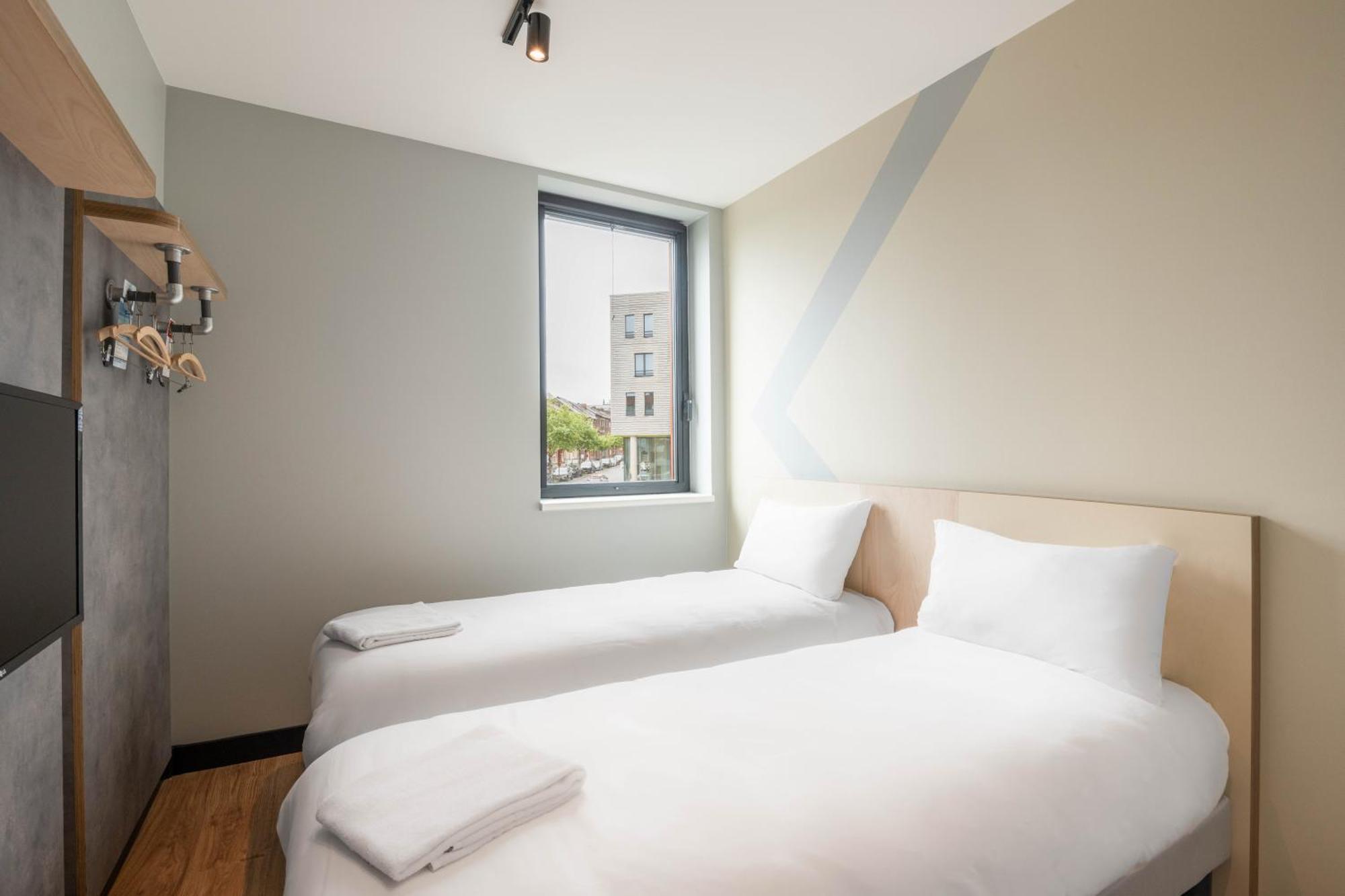 Classic Twin Room