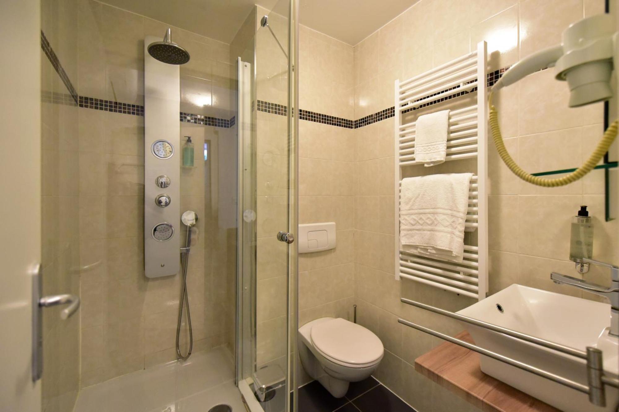 Classic Single Room