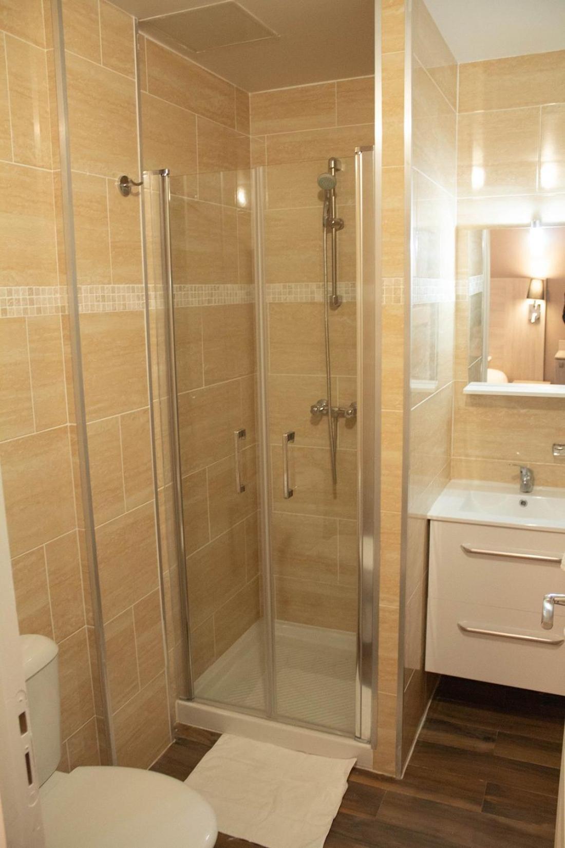 Eenpersoonskamer met Eigen Badkamer