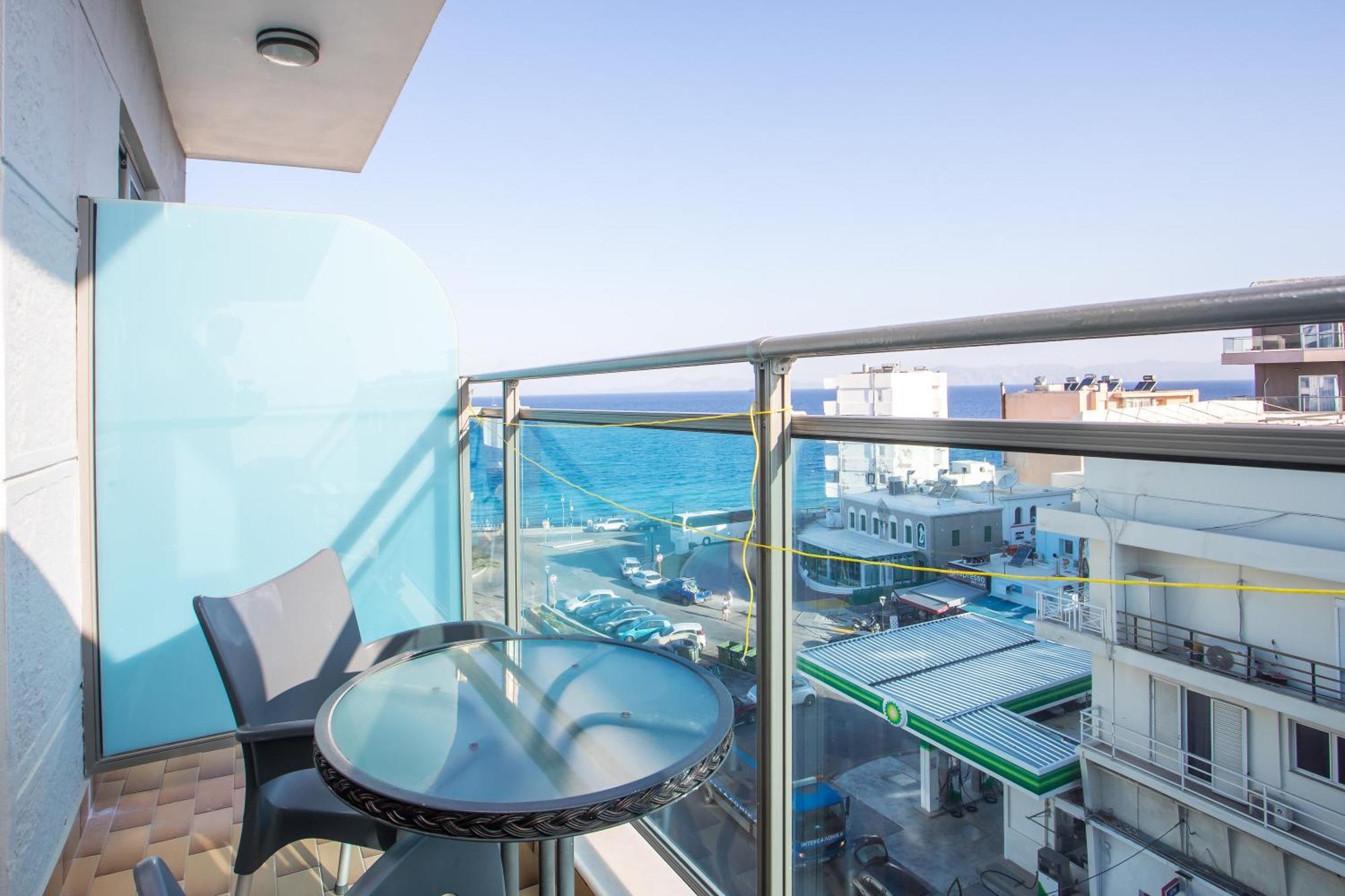 Twin Room Side Sea View