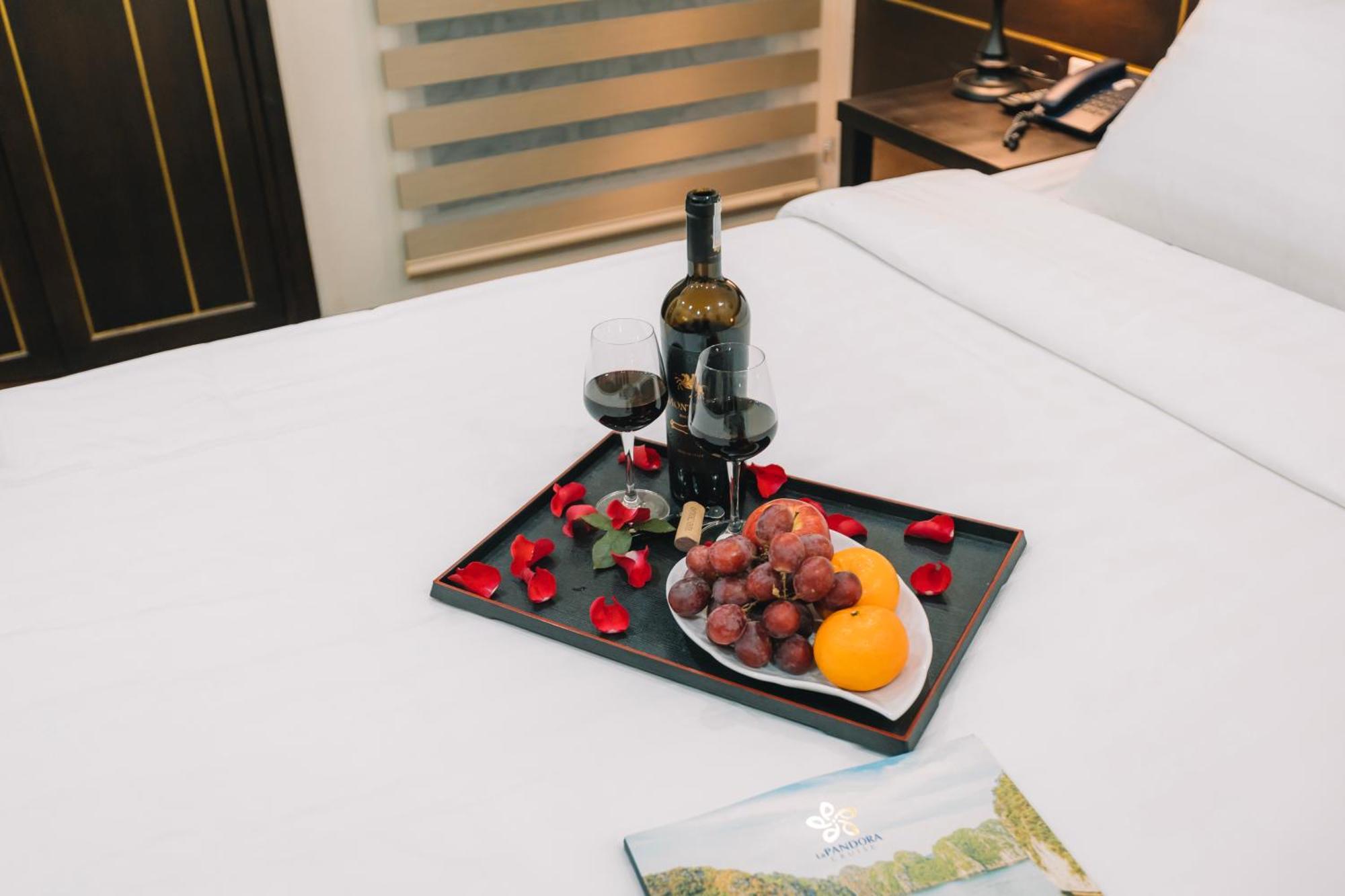 Deluxe Double or Twin Room with City View