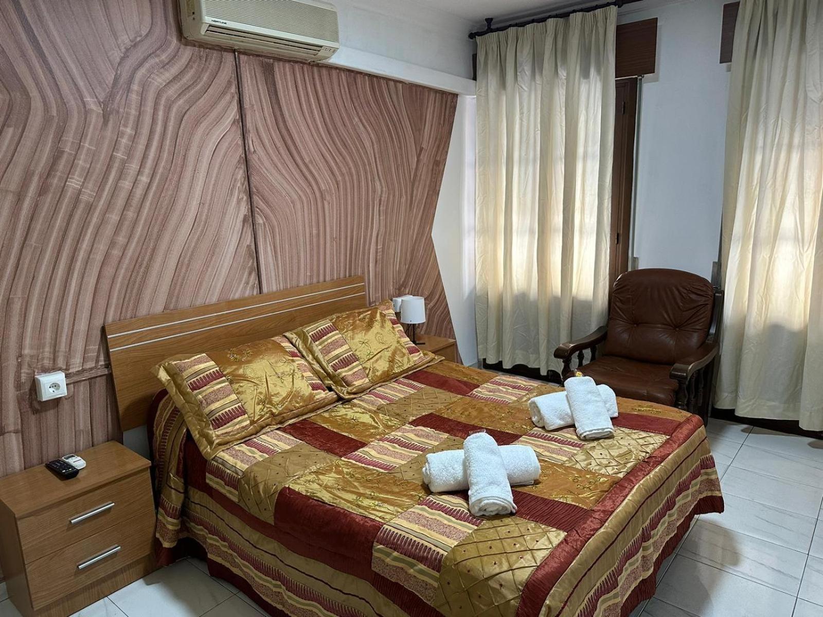 Queen Room