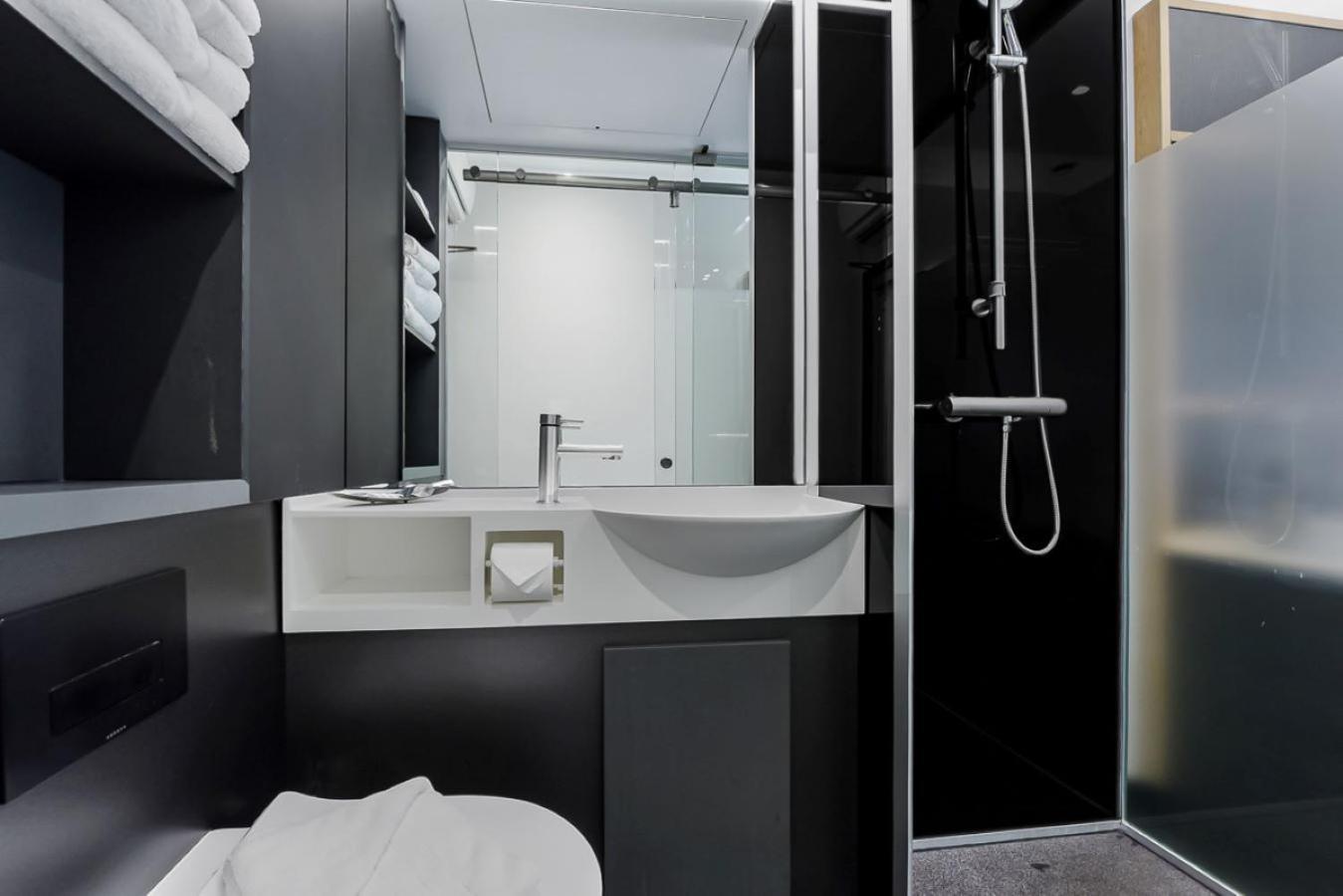 Quarto com Cama Queen-size