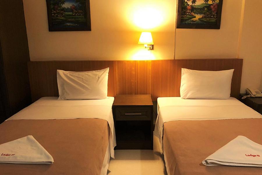 Standard Twin Room,23016261:JPEG