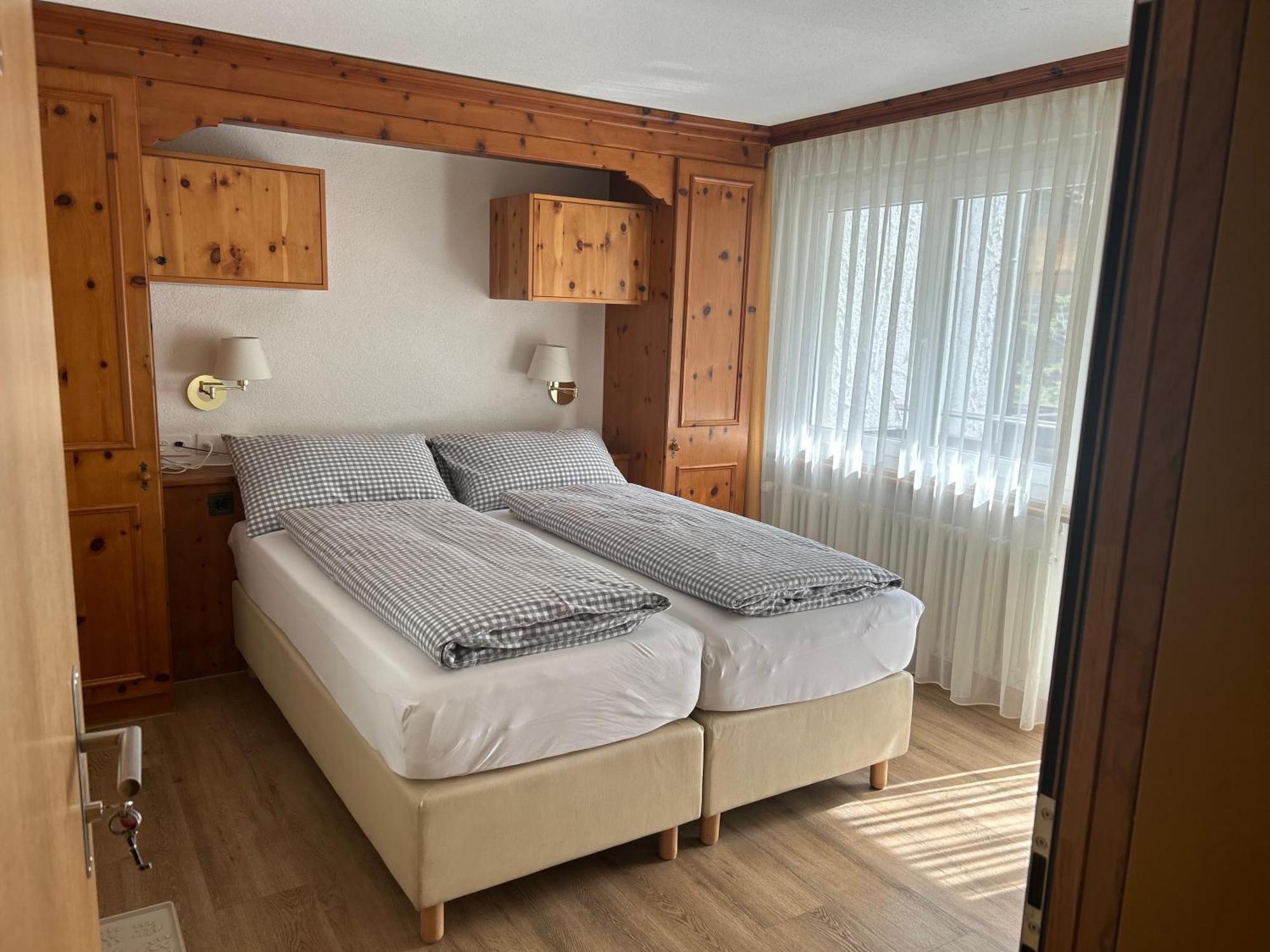 Small Budget Twin Room