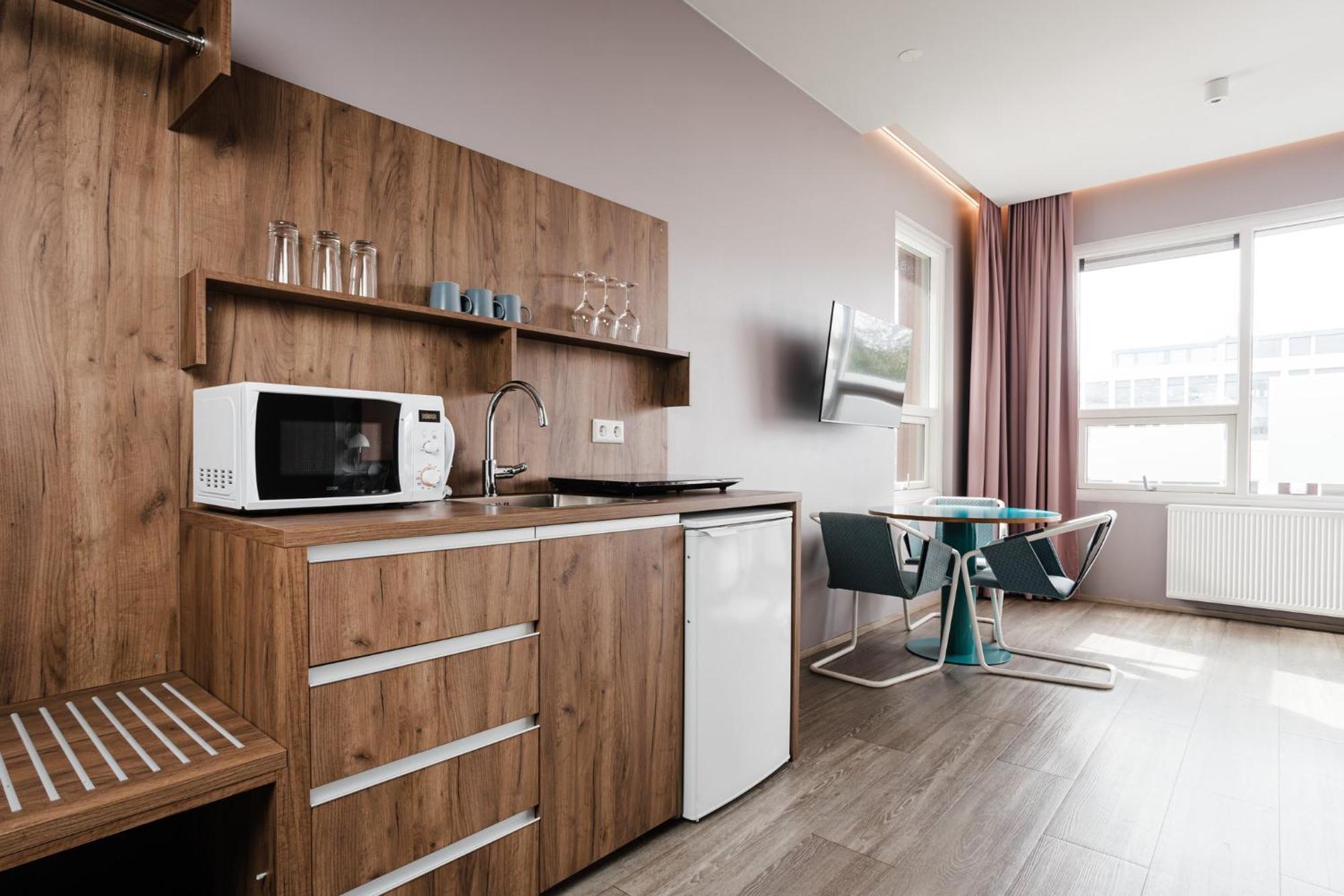 Triple Room Kitchenette