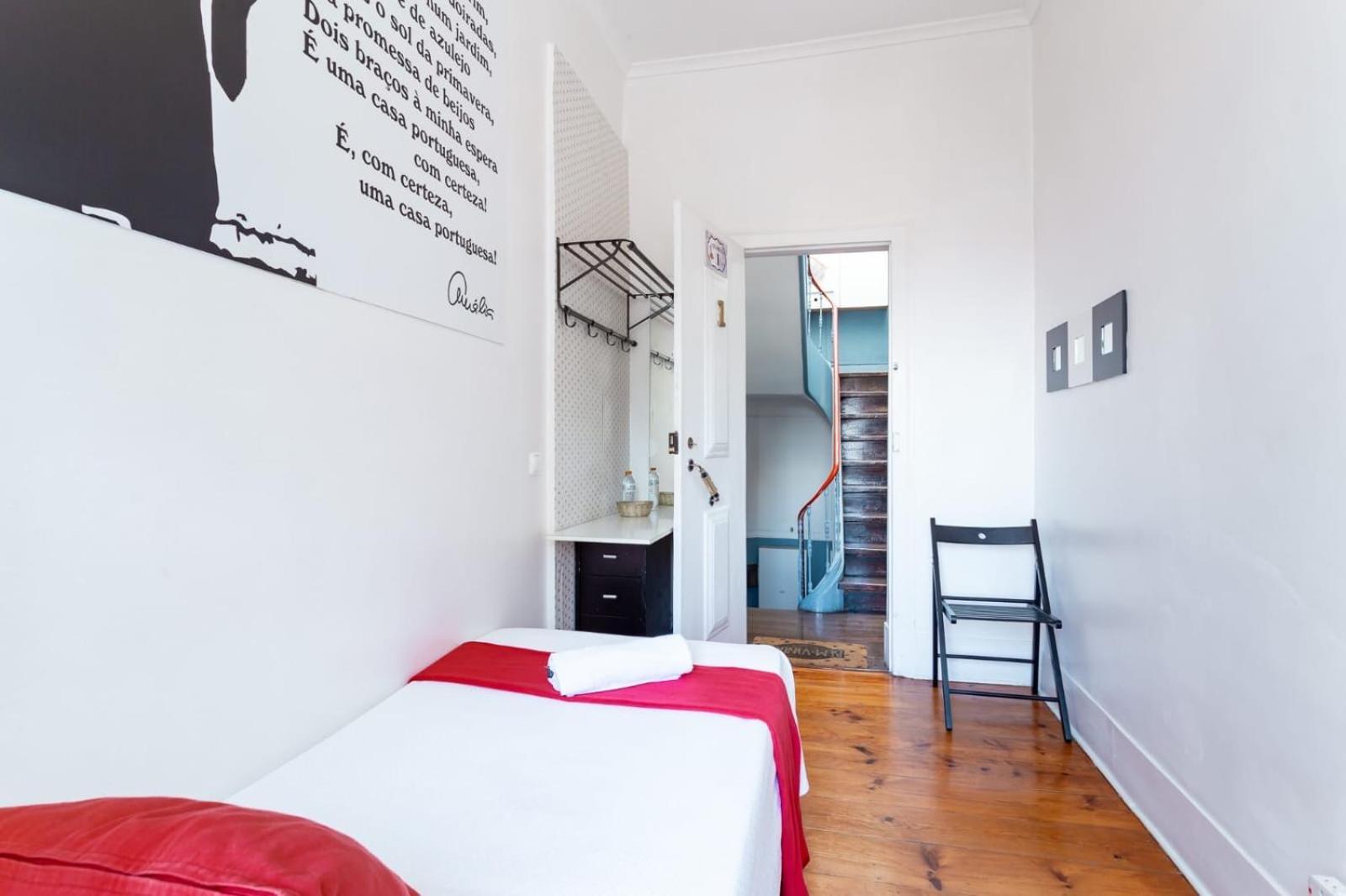 Habitación Individual con baño compartido