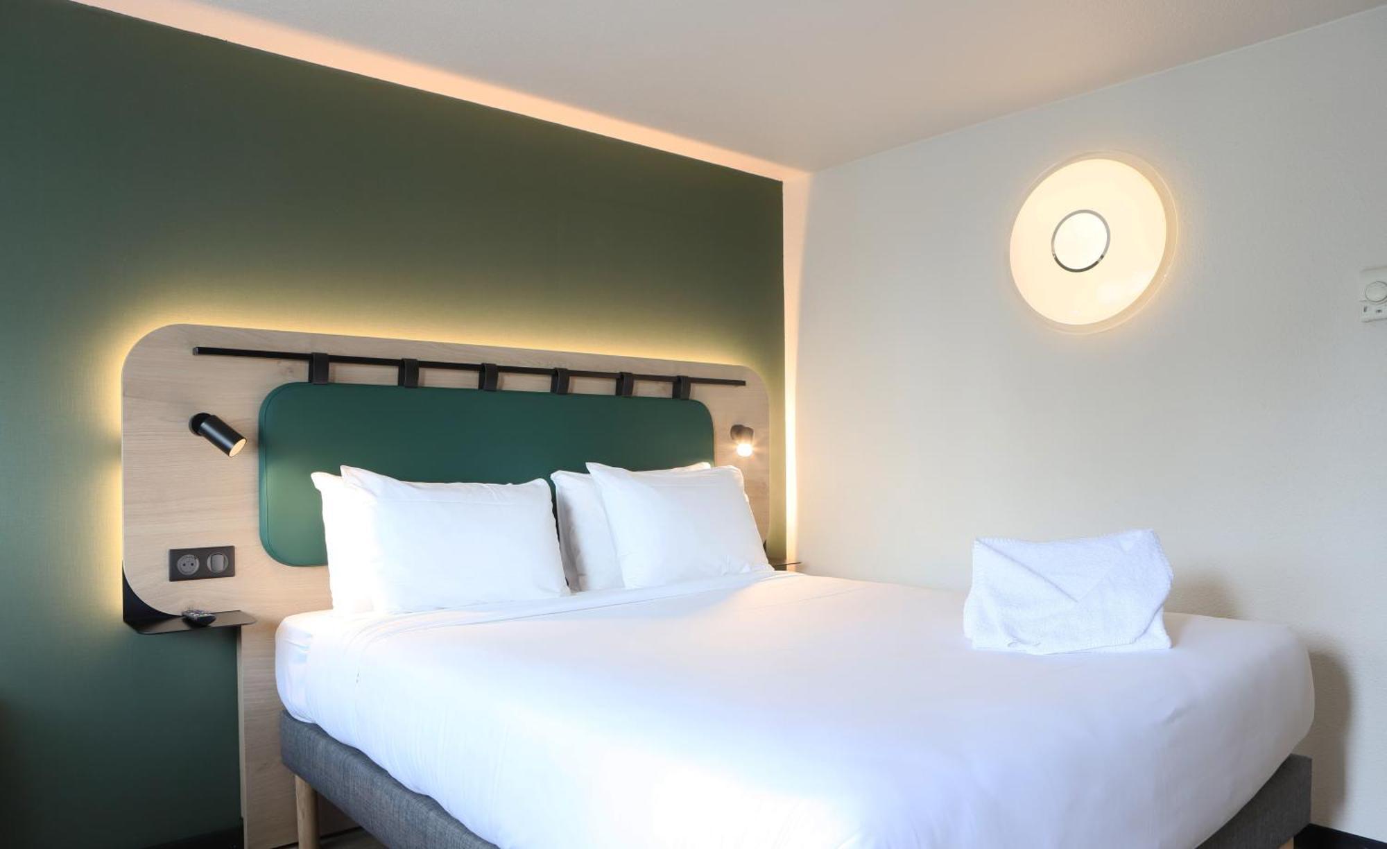 Standard Double Room Exterior Bulding