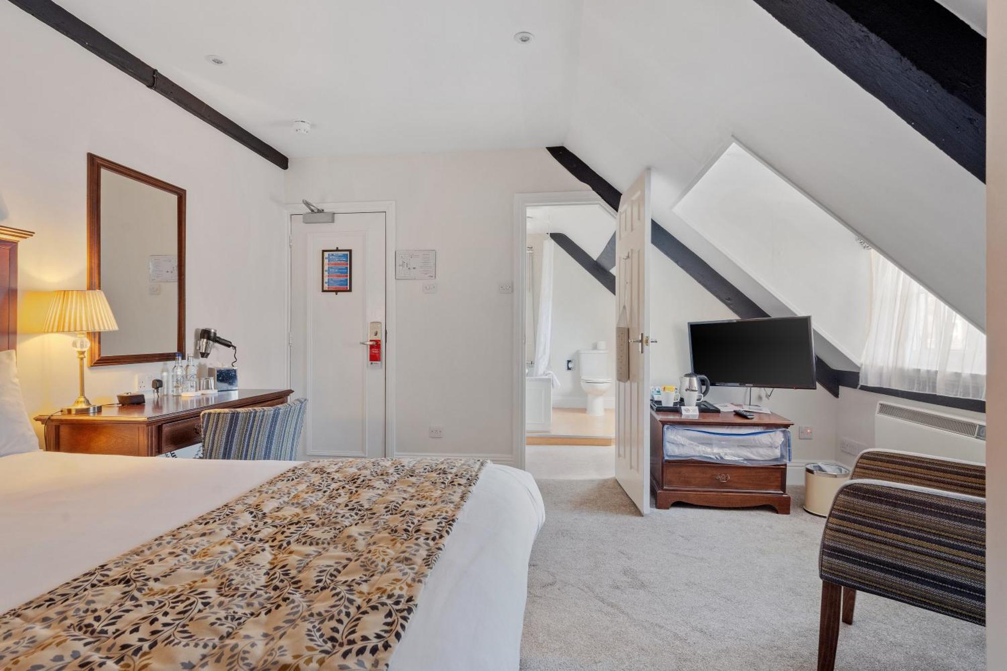 Standard Double Room,1619168152:JPEG