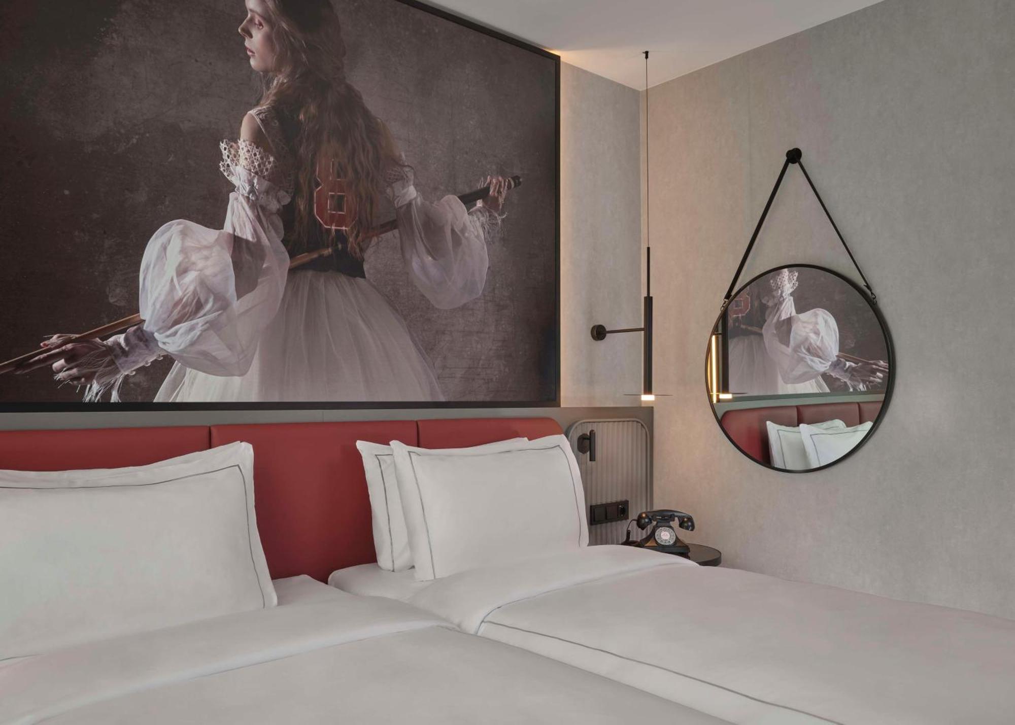 Standard Twin Room,1621406611:JPEG