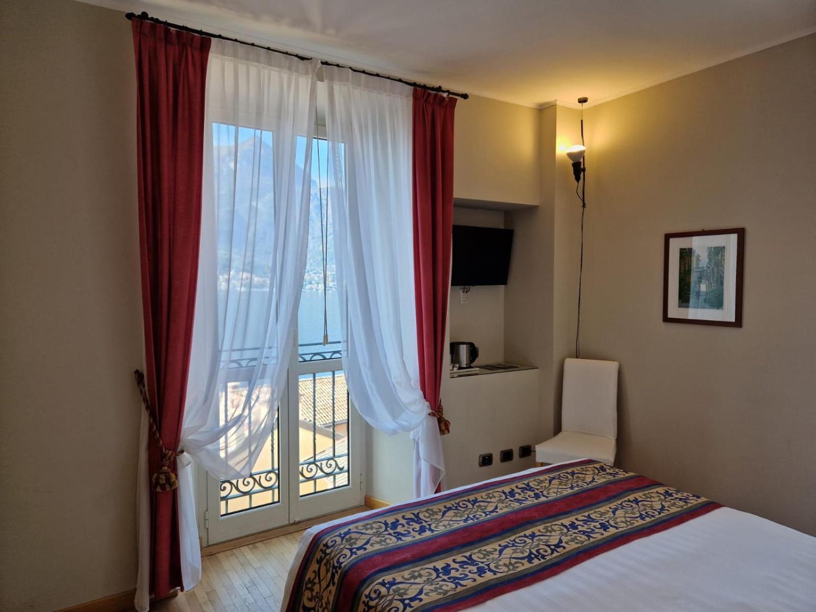 Double Room Lake View