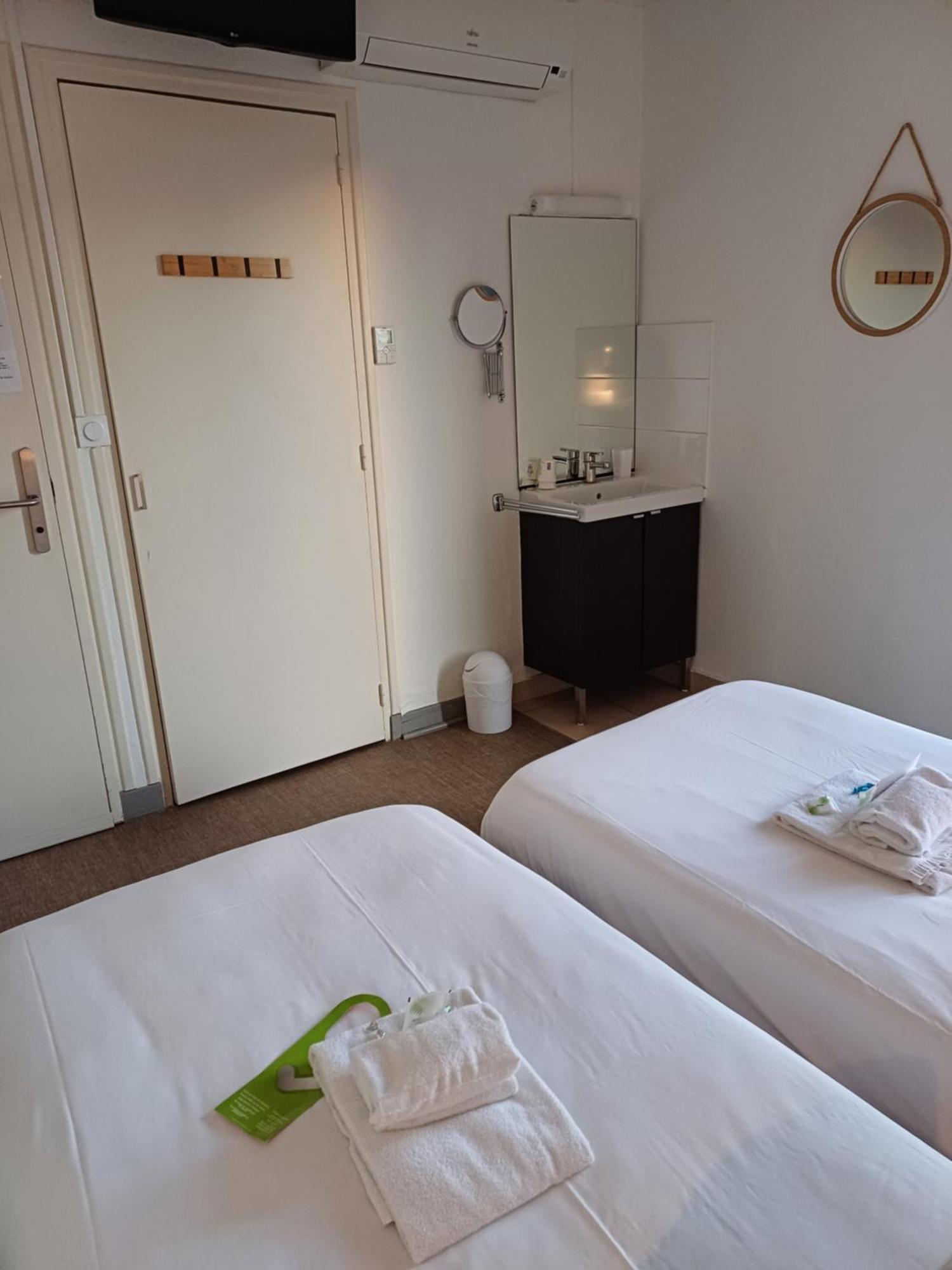 Chambre Lits Jumeaux Vue sur Mer et rue